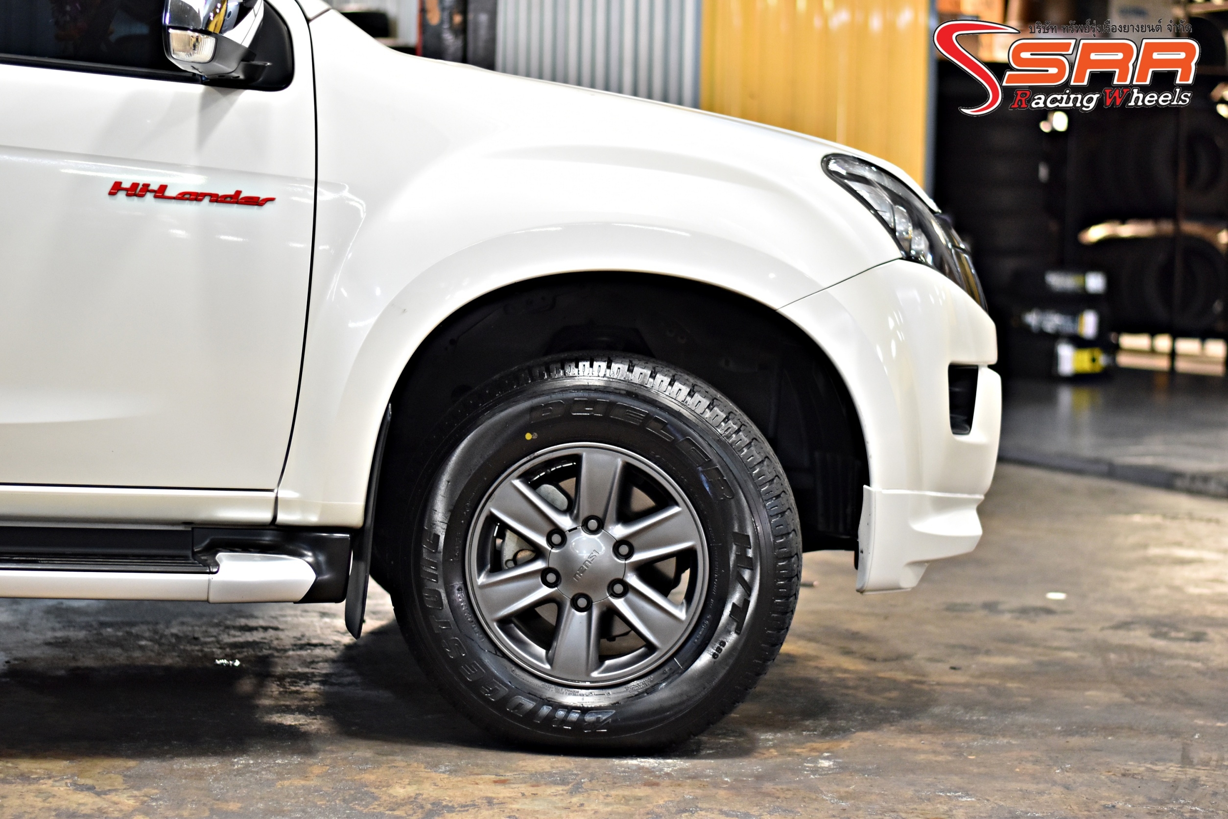 BRIDGESTONE DUELER H/T 689 245/70R16 ยางปี20 ราคาพิเศษ