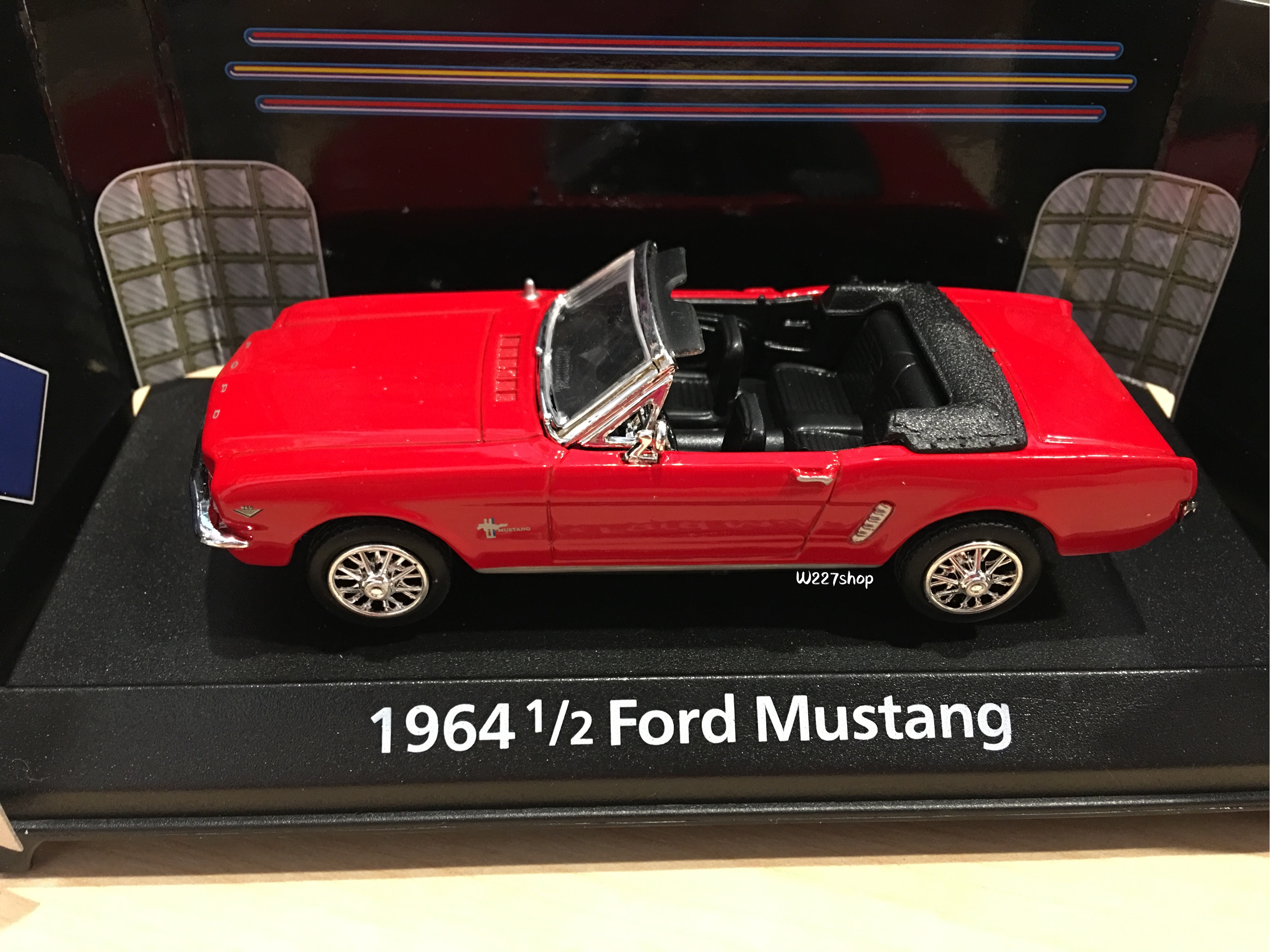 โมเดลรถเหล็ก American Classics มีฐาน Scale 1:43 (ปลีก-ส่ง)