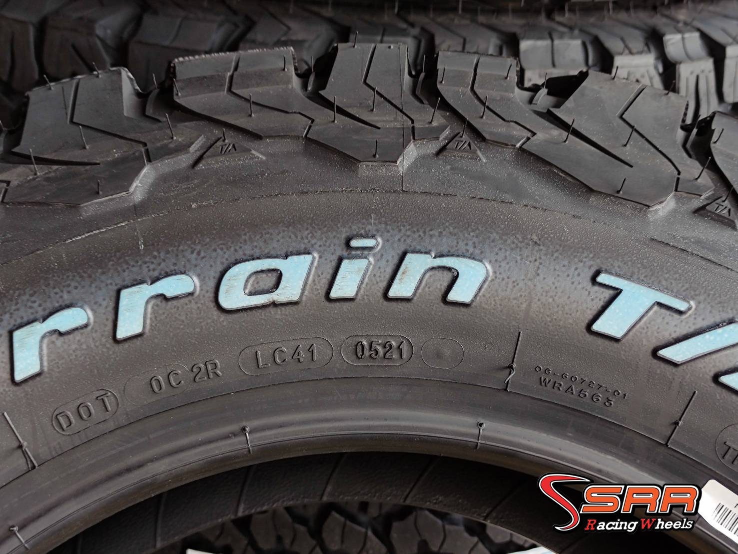BFGoodrich All Terrain T/A KO2 265/65R17 ยางใหม่ปี21 ราคาพิเศษ