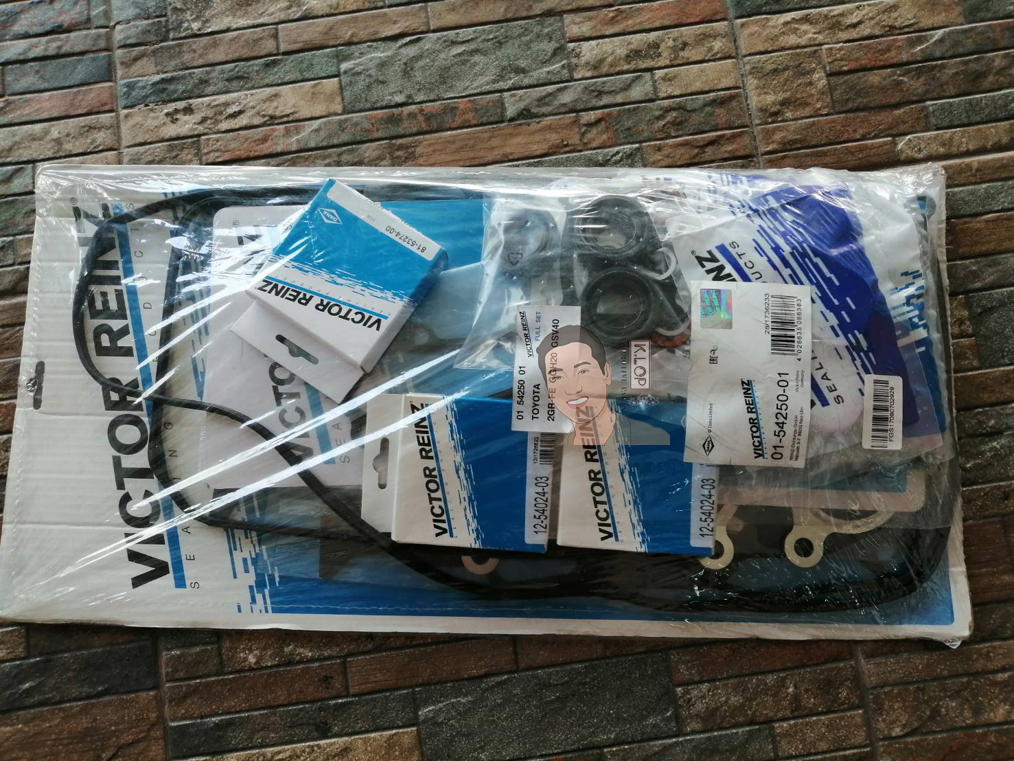 ปะเก็นชุดใหญ่ 2GR-FE VVT-i Alphard, Camry V6 3.5L, Lexus ES350 (ยี่ห้อ Victor Reinz งานเยอรมัน)