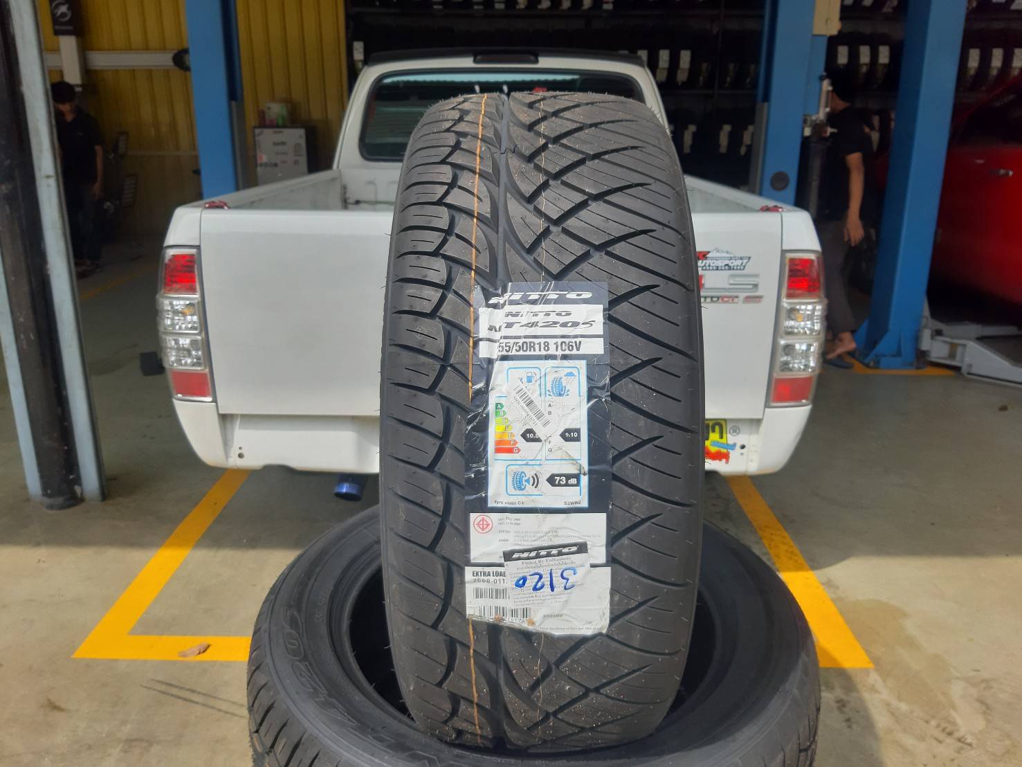 NITTO NT420S 255/50R18 ยางญี่ปุ่น ปี20 ราคาพิเศษ