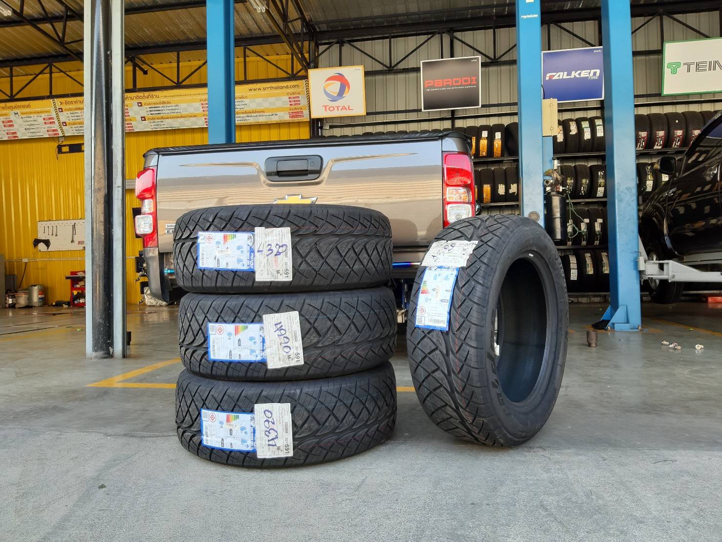 RAIDEN VIPER RD09 255/55R18 ยางใหม่ ลดราคาพิเศษ