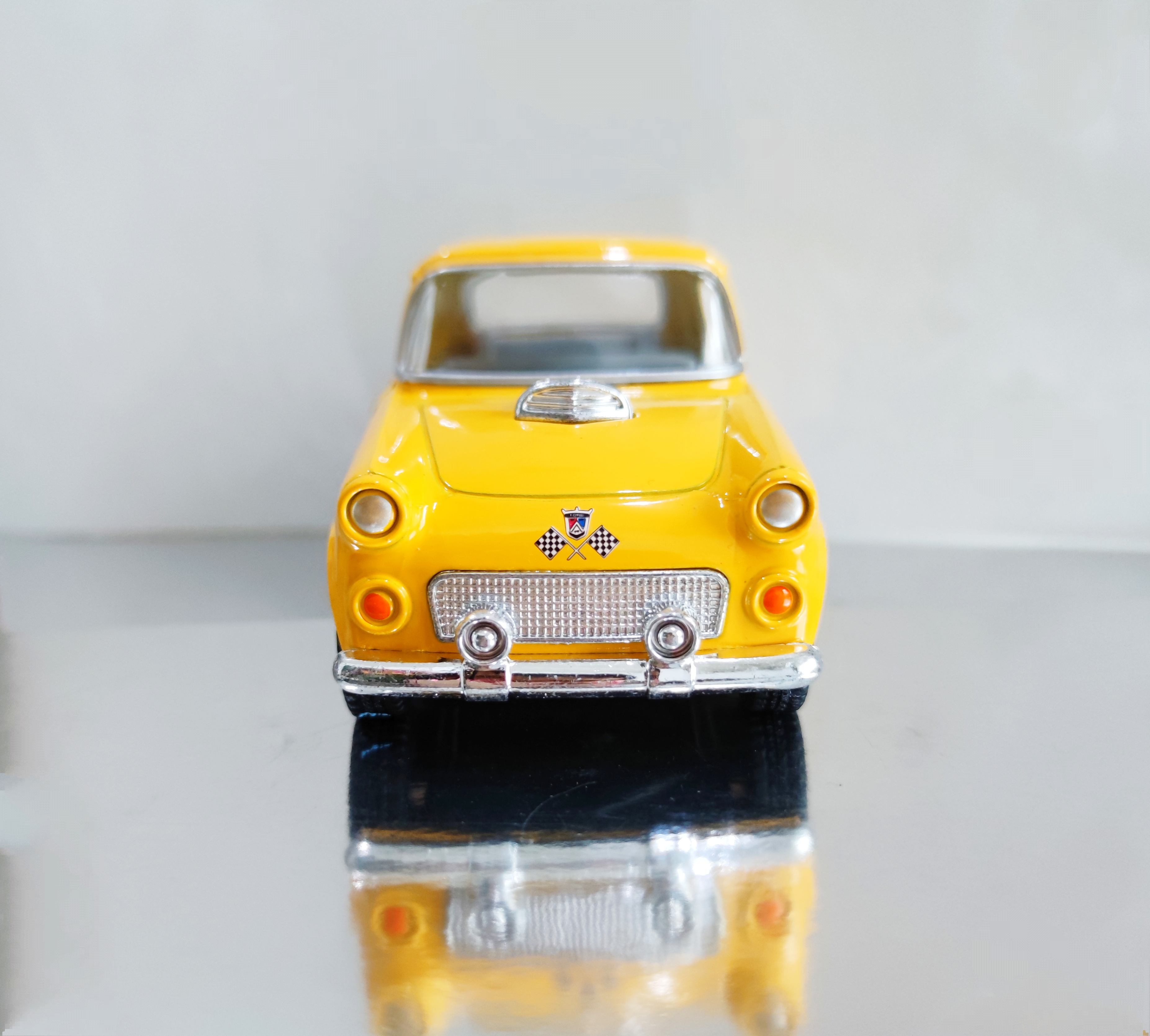 โมเดลรถเหล็ก 1955 Ford Thunderbird ขนาด 4 นิ้ว (ปลีก-ส่ง)