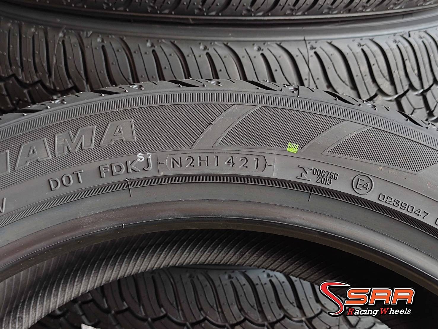 YOKOHAMA PARADA Spec-X 245/45R20 ยางใหม่ปี2021 ราคาพิเศษ