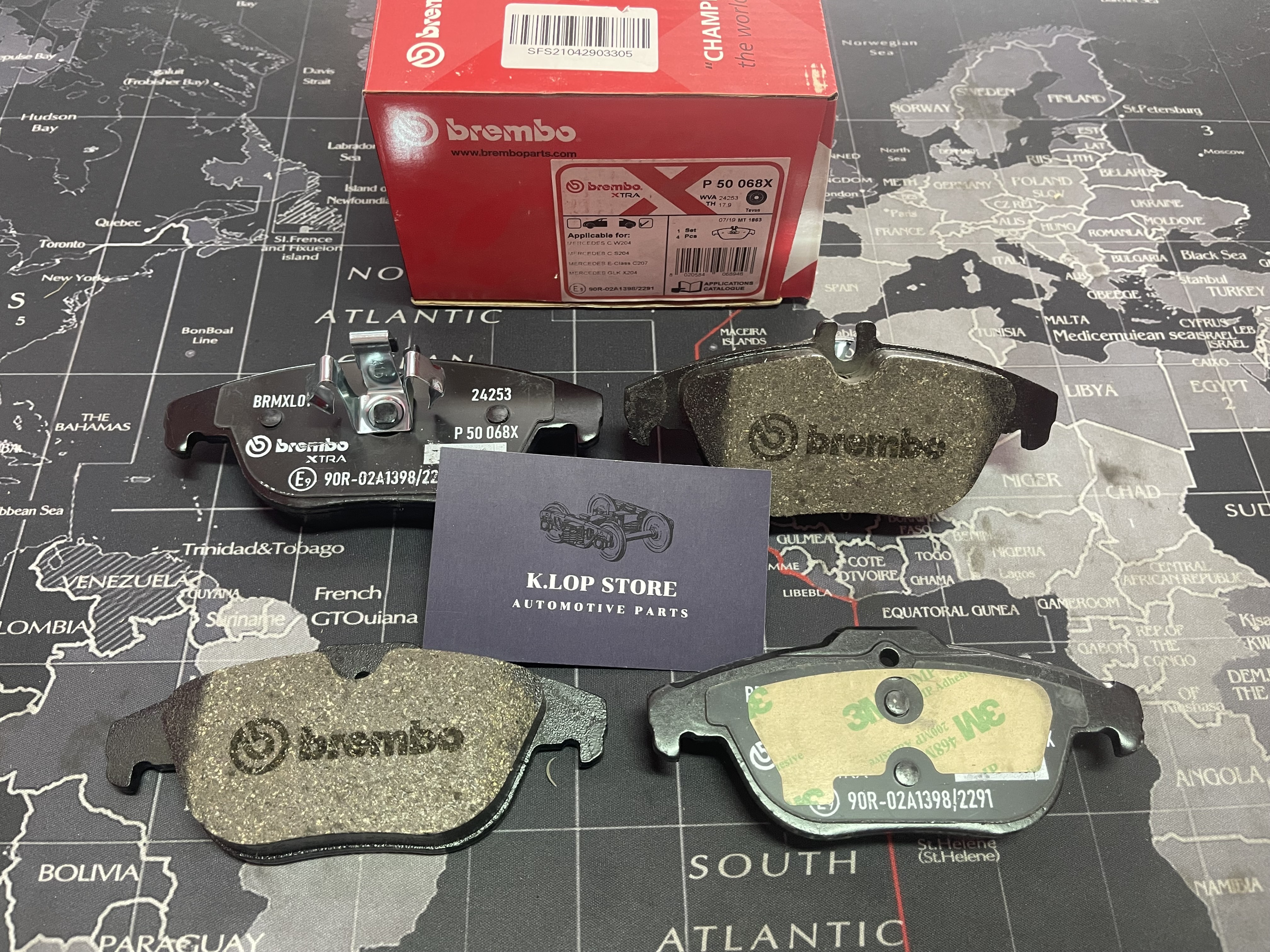P50 068X ผ้าเบรก-R-แท้ BREMBO รุ่น XTRA : BENZ C-Class (W204) 180 200 250 300 07-> / BENZ E-Class (C207) E-Coupe 09-> การันตีคุณภาพมาตรฐานโดย " เครอป อะไหล่ยนต์"