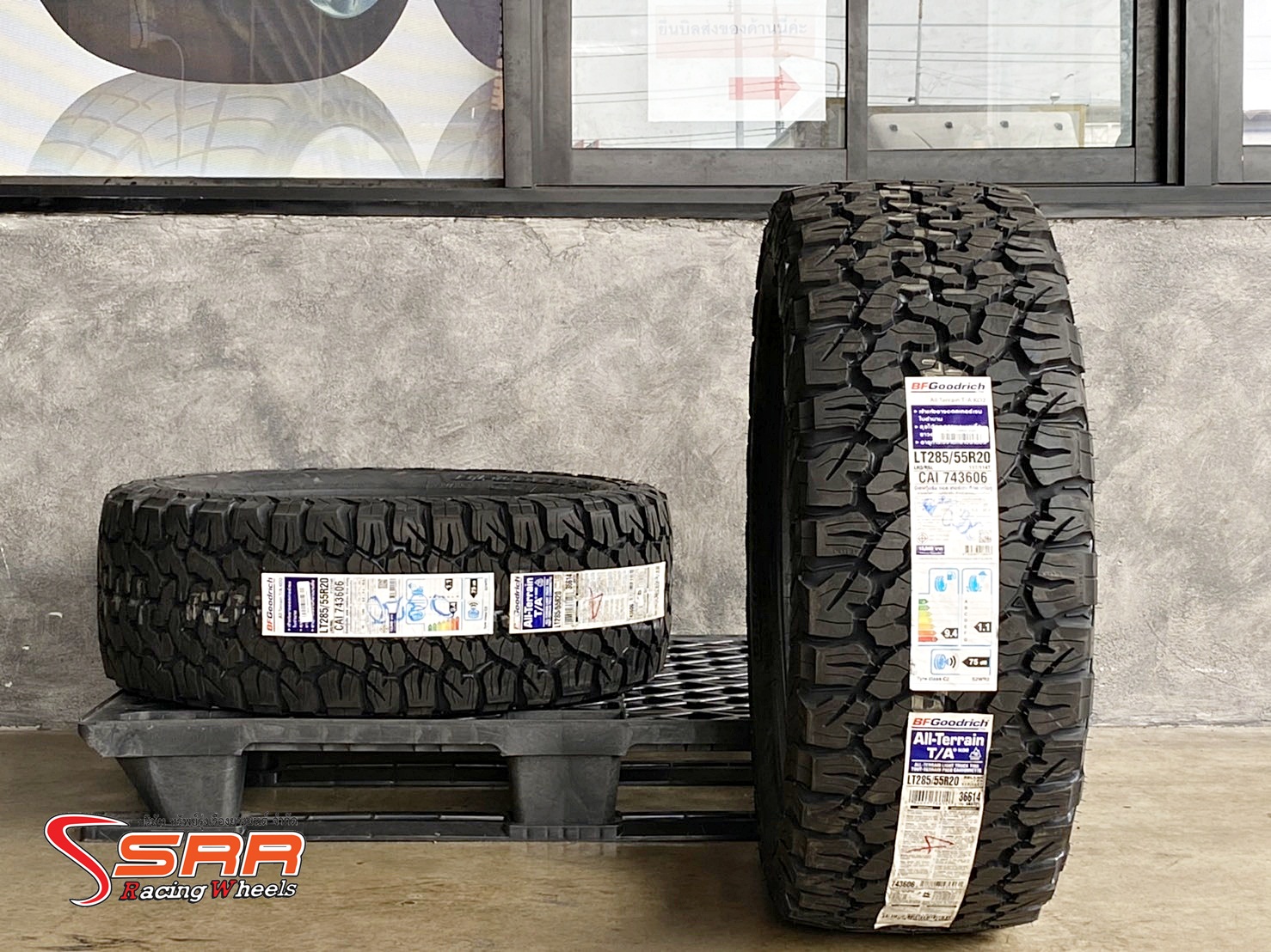 BFGoodrich All Terrain T/A KO2 285/55R20 ยางใหม่ปี20 ราคาพิเศษ