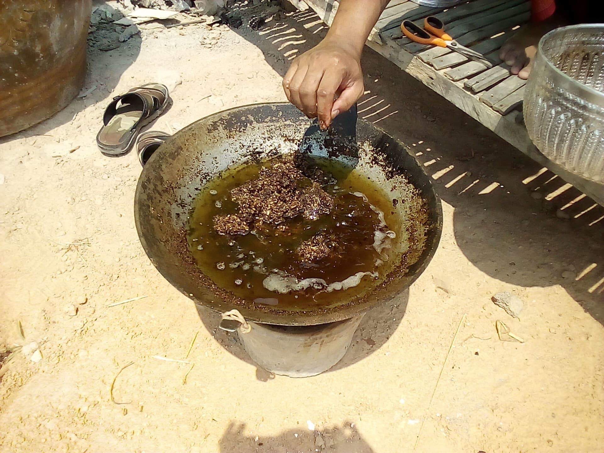 สีผึ้งพรายงูกุเลน อาจารย์เขมร (FL)