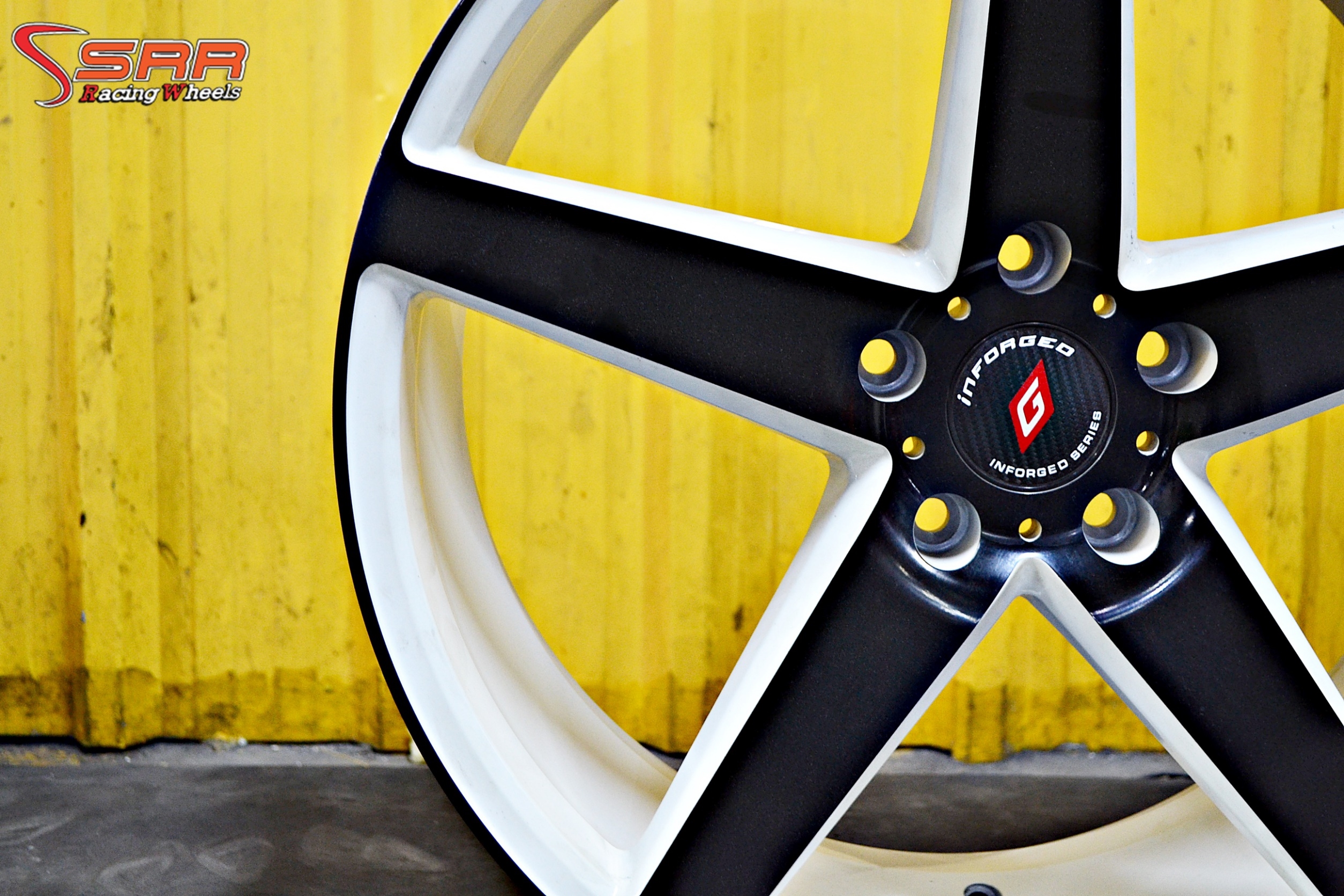 INFORGED IFG-8 ขอบ20 นิ้ว สำหรับใส่รถ BMW ราคาวงละ 6,000 บาท