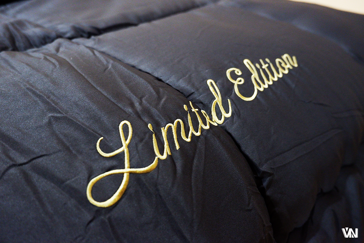 ชุดนวมเช็ตผ้านวมใยไหมซาติน 6 ฟุต ( 6 ชุดคละสี )