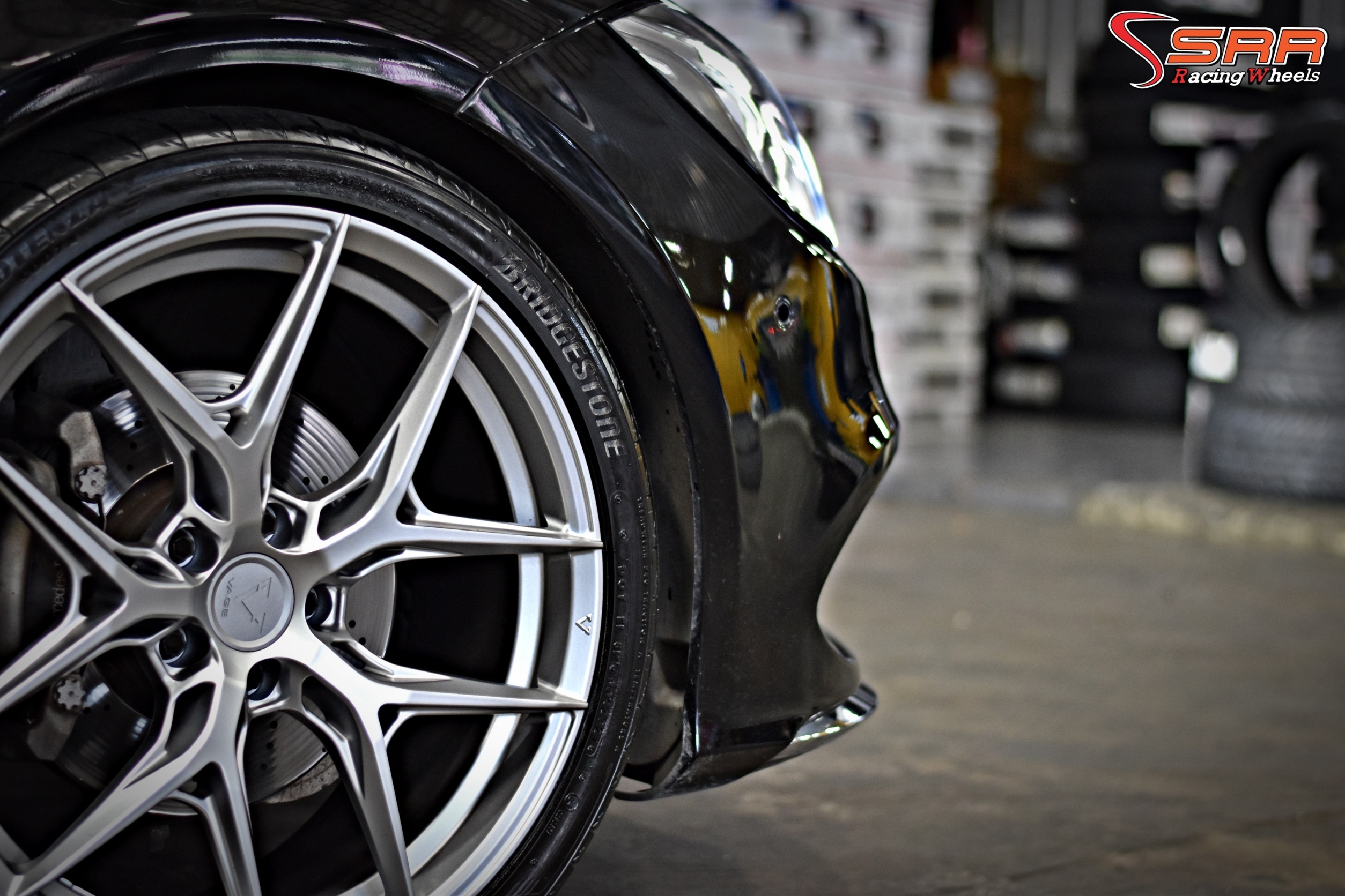 VAGE VF-04 ขอบ20 หน้า8.5 หลัง10 5H112/114.3 SMOKE GREY มีจำหน่ายที่ร้านSRR