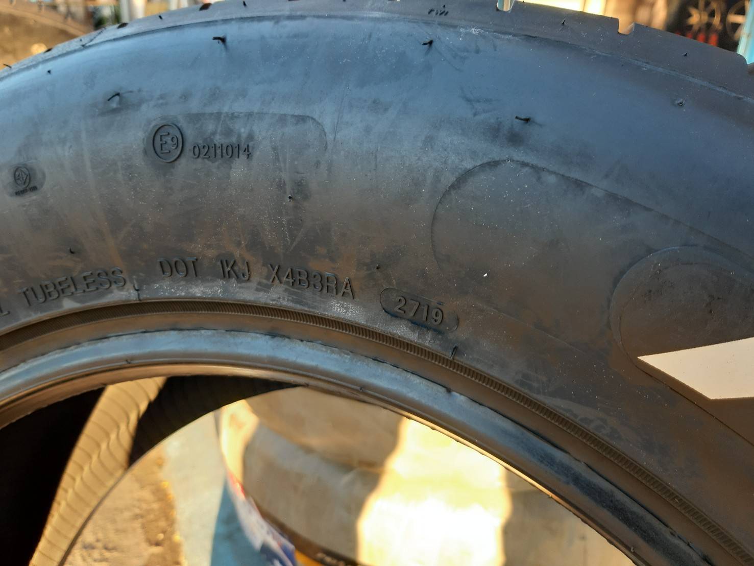 RAIDEN HERO R111 ยางขอบขาว 265/55R18 ยางปี19 ราคาพิเศษ