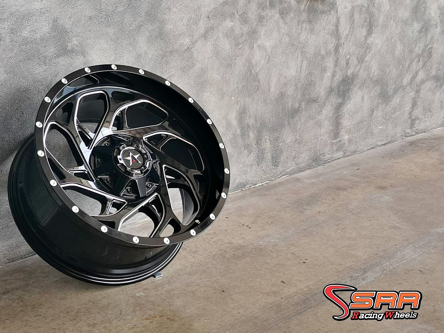 OASIS OW036 20x10 6H139.7 ET-18 BLACK-MILLED ราคาพิเศษ