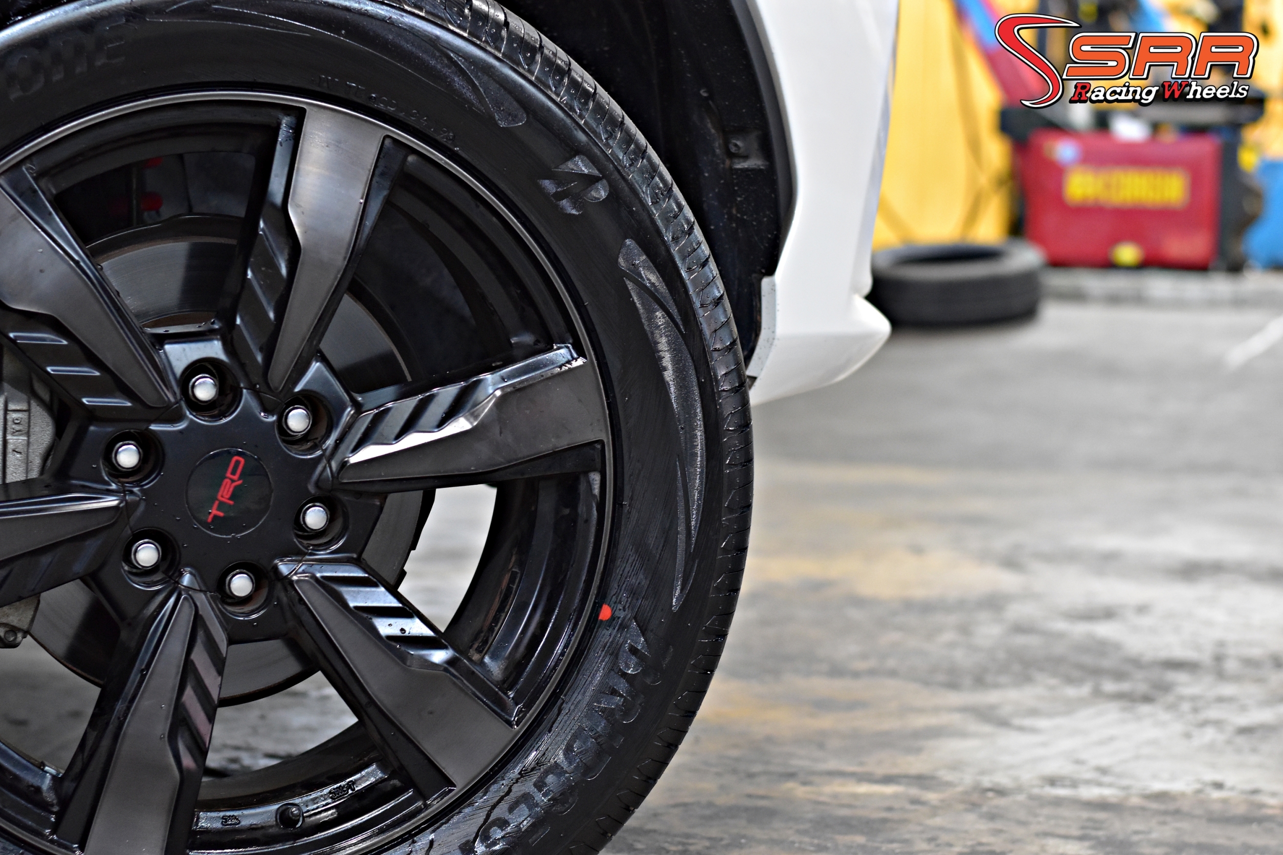 BRIDGESTONE ECOPIA H/L001 265/50R20 ยางใหม่ปี2021 ราคาพิเศษ