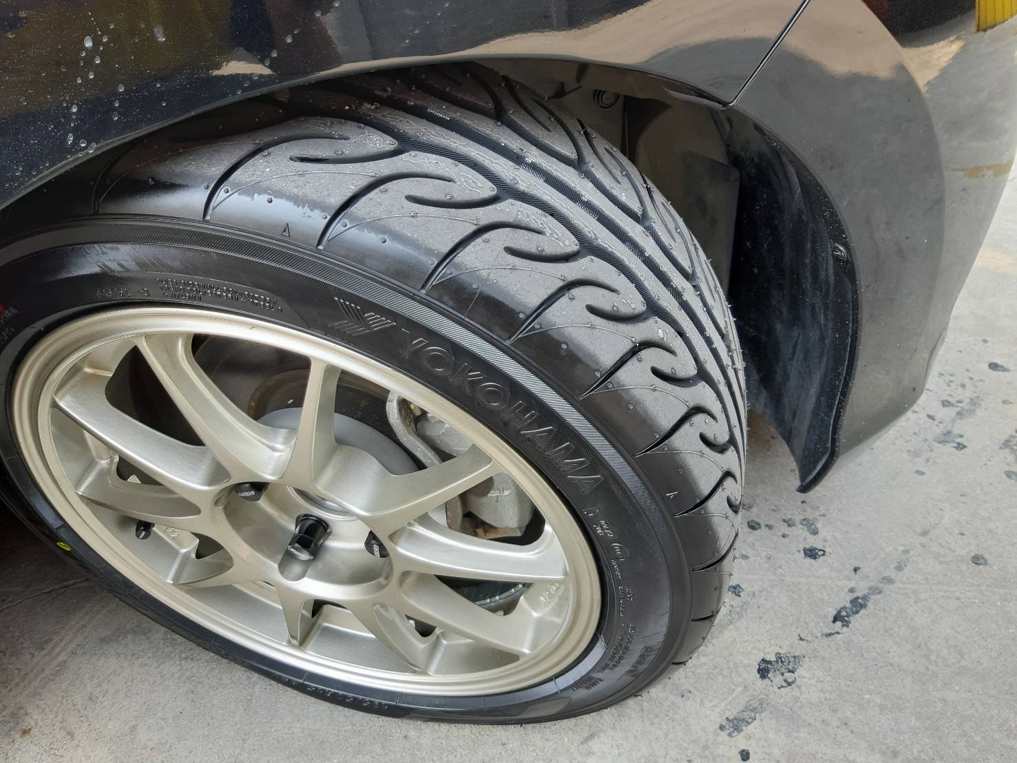 YOKOHAMA AD08R 195/50R15 ยางใหม่ปี2020 ลดราคาพิเศษ