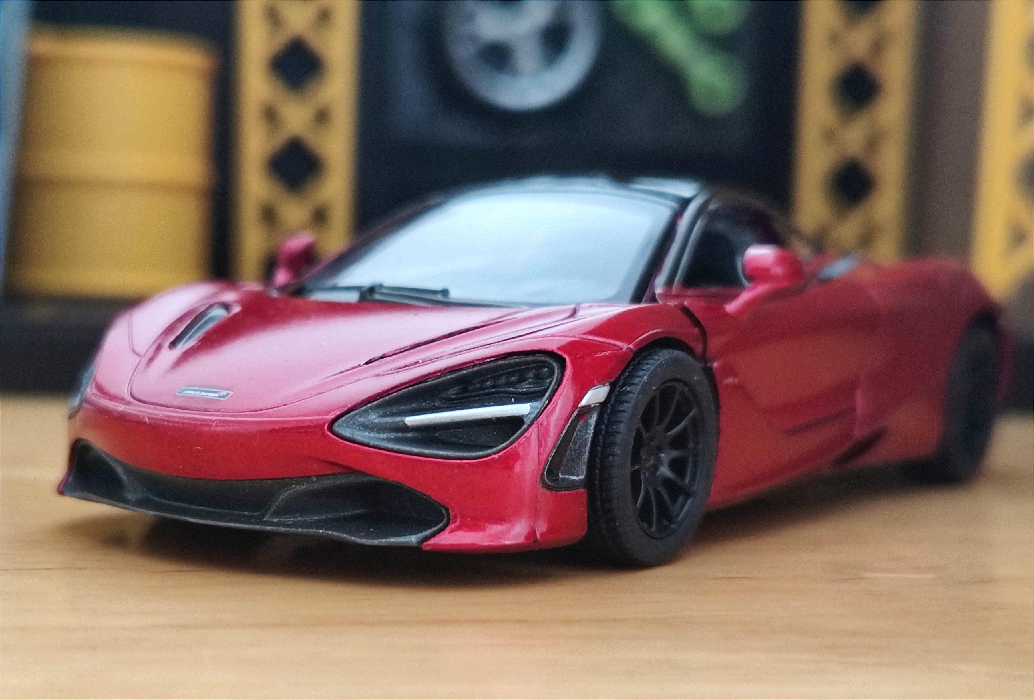 McLaren 720s Scale 1:36 โมเดลรถเหล็ก (ปลีก-ส่ง)
