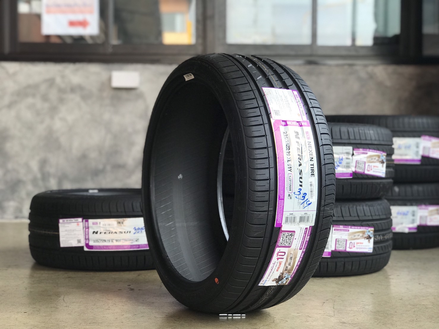 NEXEN NFERA SU1 235/35ZR19 ยางใหม่ปี20 ราคาพิเศษ