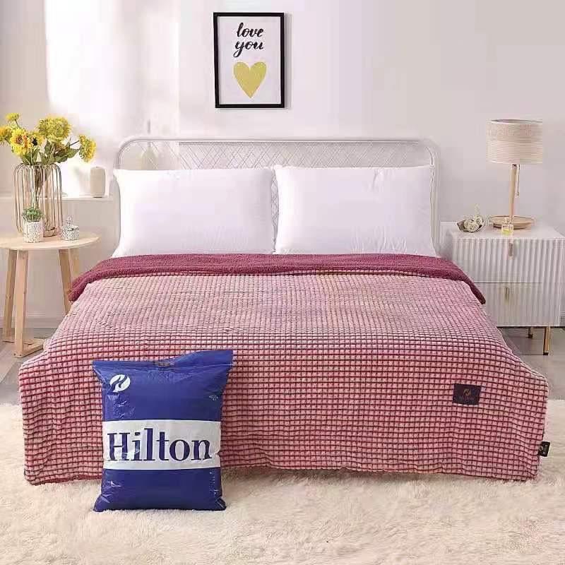 ผ้าห่มขนแกะ Hilton 6 ฟุต (6ผืนคละสี)