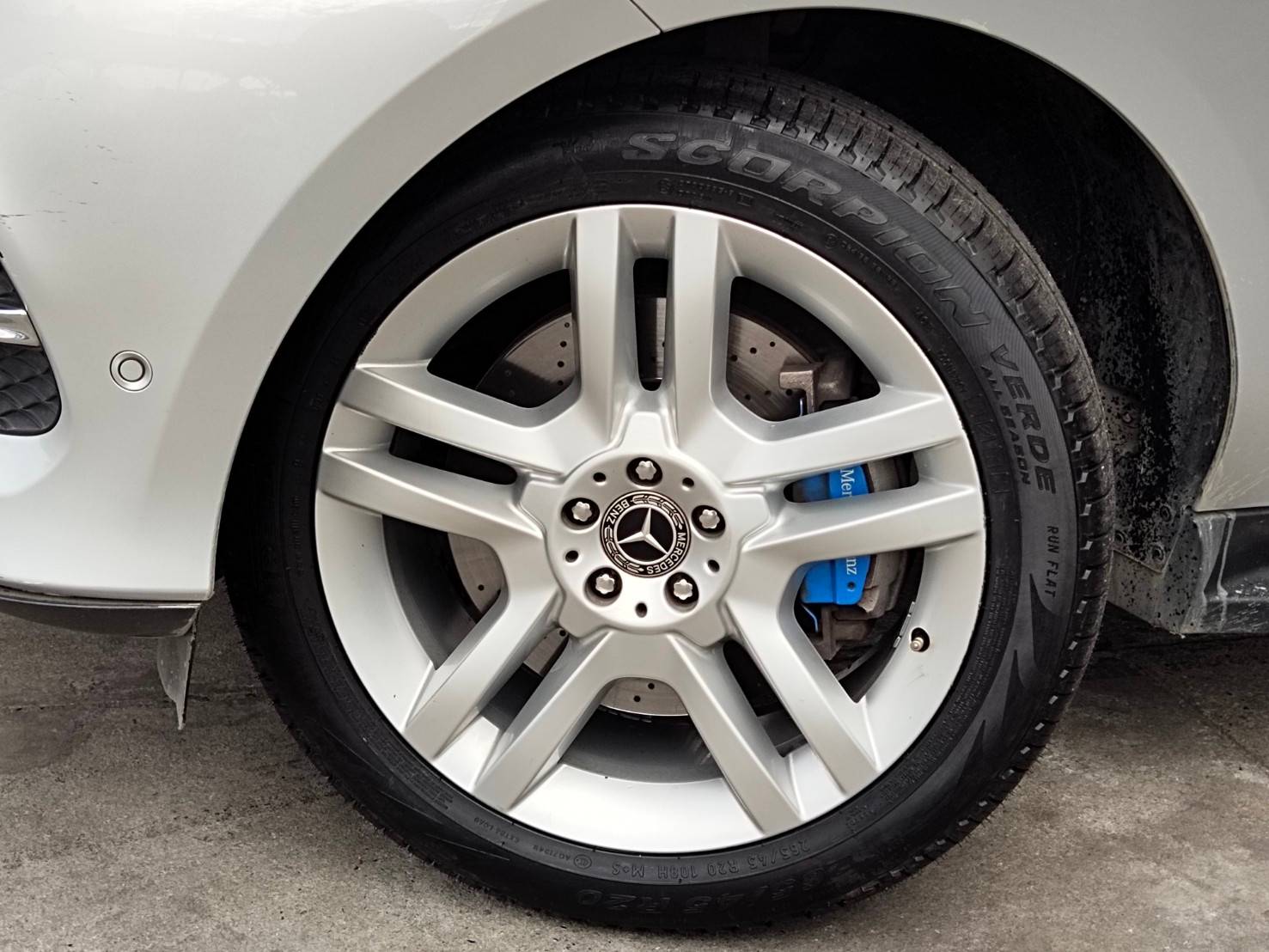 PIRELLI SCORPION VERDE A/S R-F 265/45R20 ยางใหม่ปี20 ราคาพิเศษ