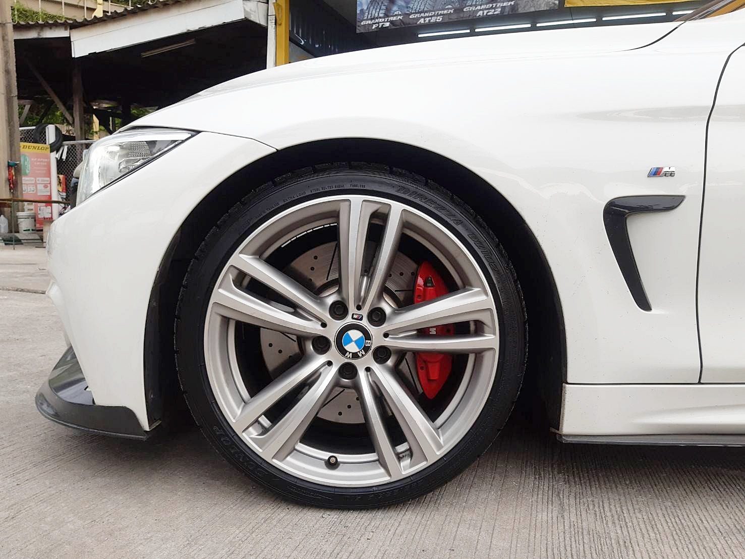 DUNLOP DZ102 235/35R19 ยางใหม่ปี18 ลดราคาพิเศษ