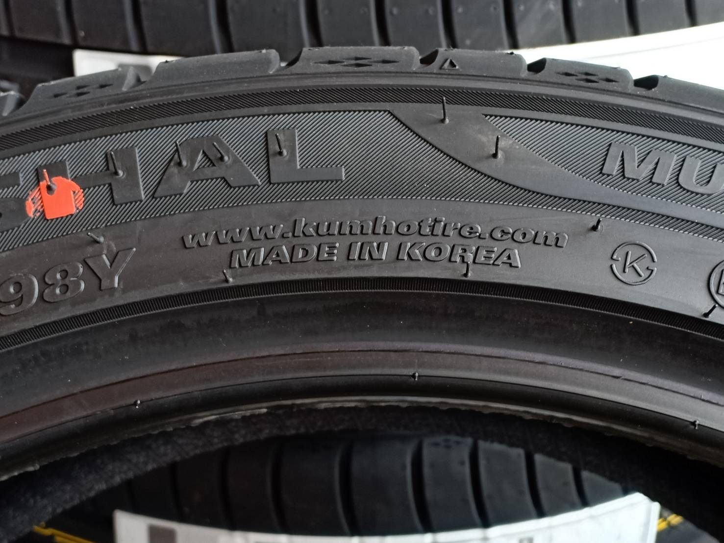 MARSHAL MU12 245/40ZR19 ยางเกาหลีปี20 ราคาพิเศษ
