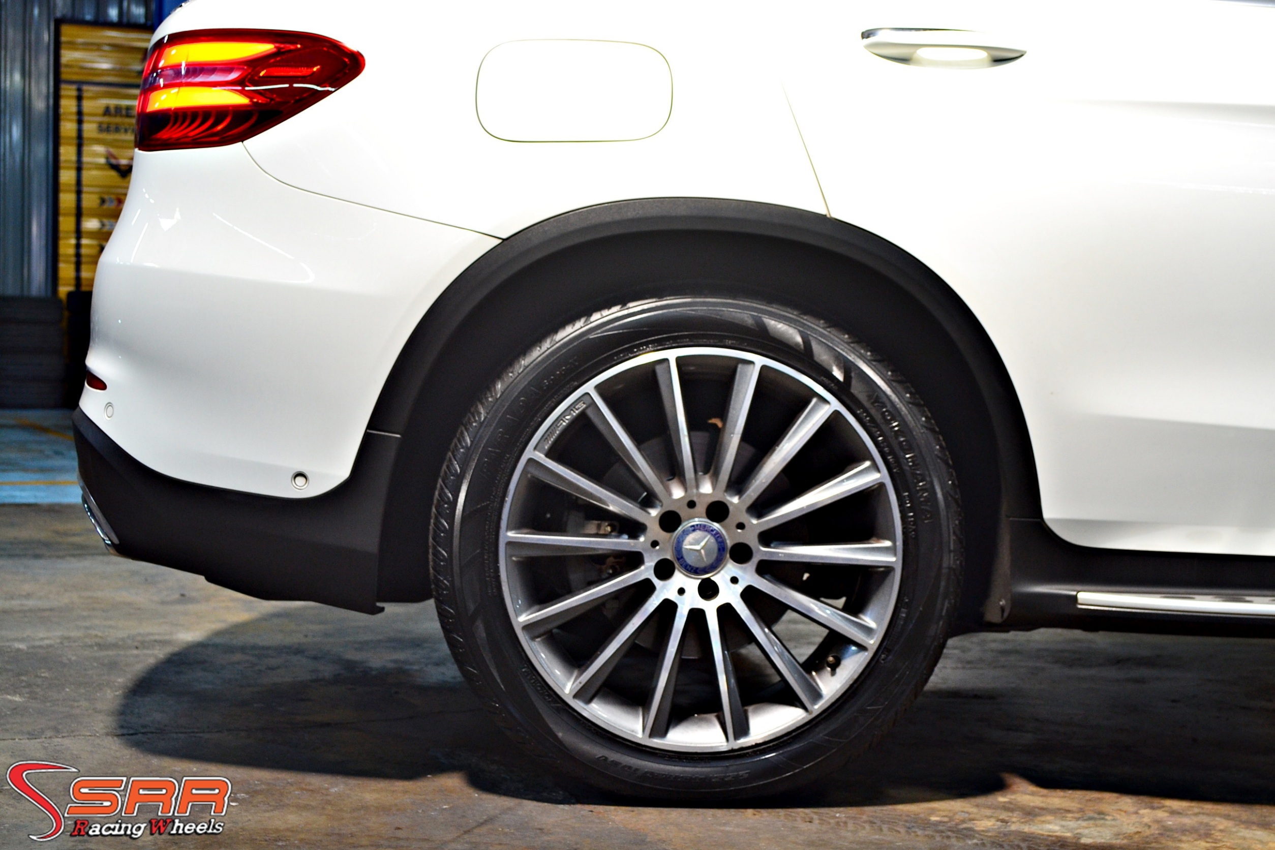 YOKOHAMA PARADA 255/45R20 ยางญี่ปุ่น SUV ลดราคาพิเศษ