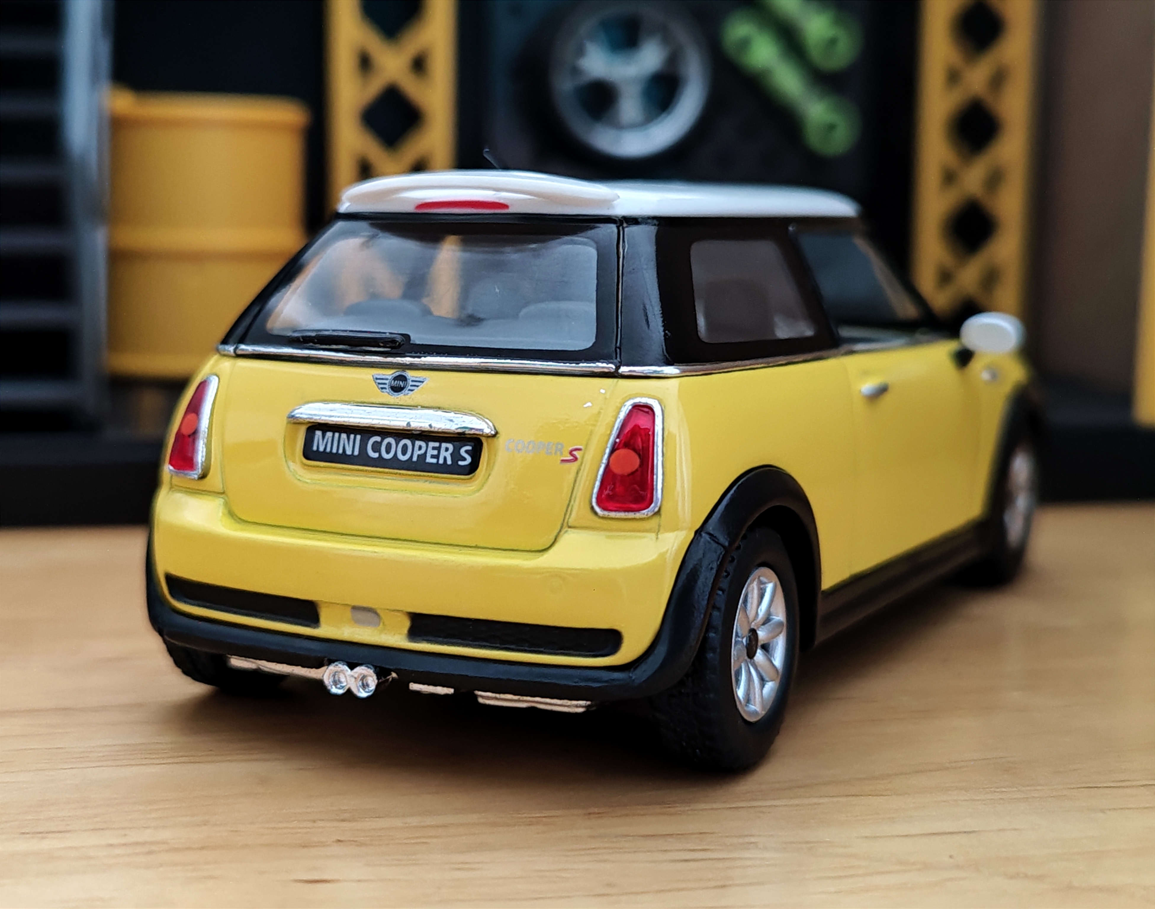 โมเดลรถเหล็ก Mini Cooper S (ปลีก-ส่ง)