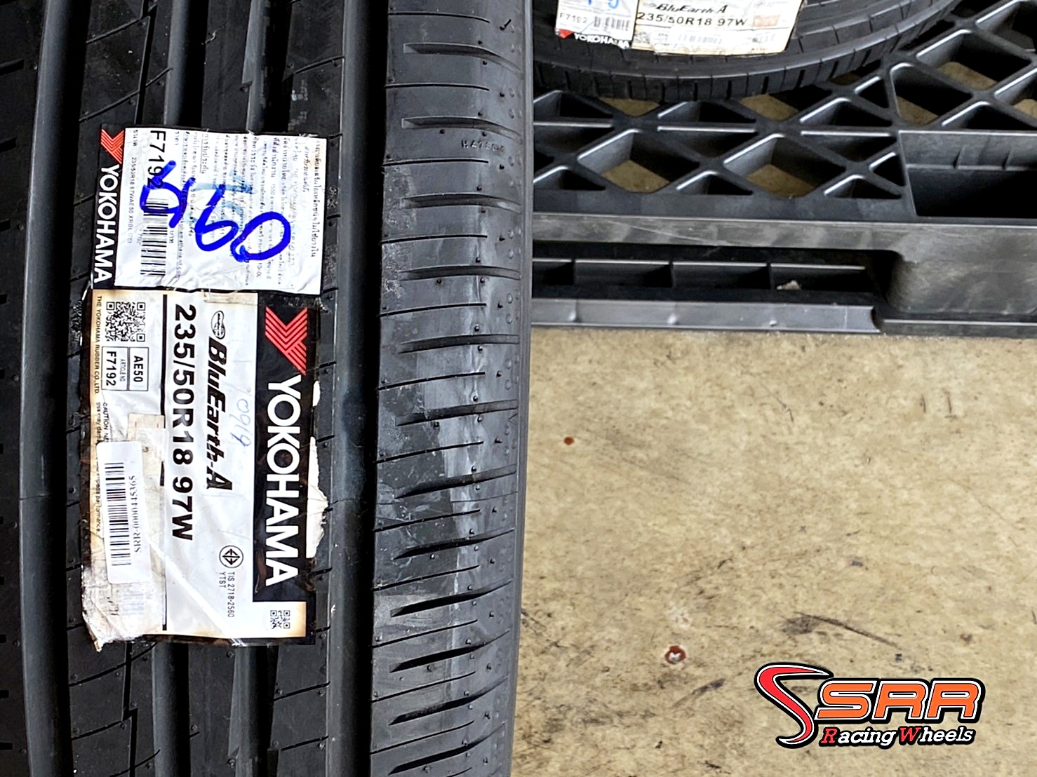 YOKOHAMA BluEarth-A AE-50 235/50R18 ยางใหม่ลดราคาพิเศษ