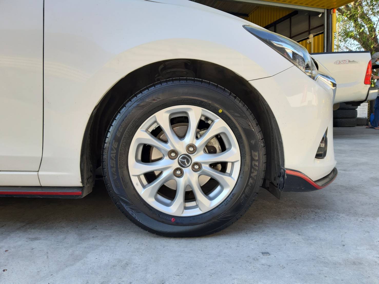DUNLOP ENASAVE EC300+ 185/65R15 ยางไทยปี20 ราคาพิเศษ