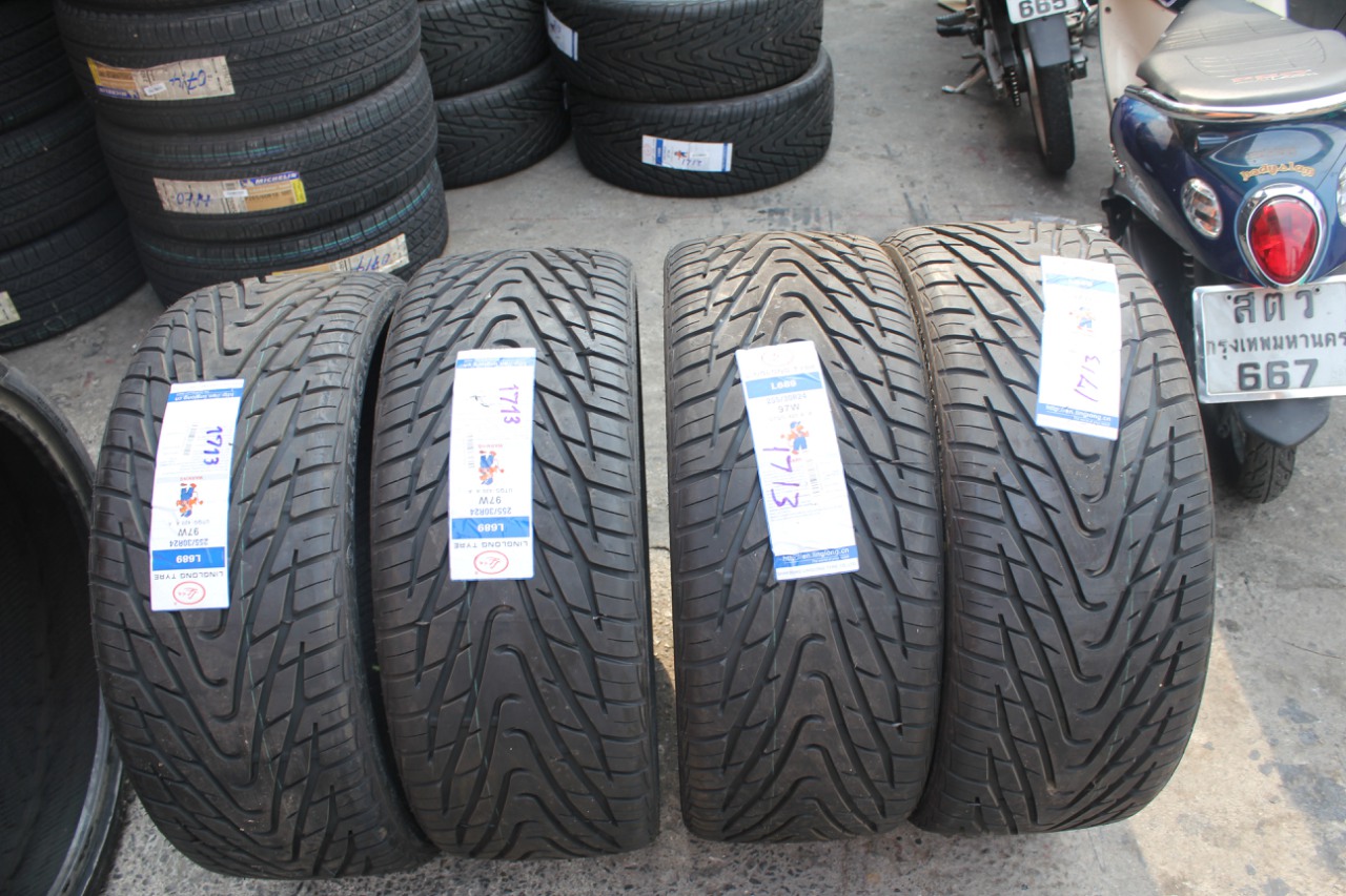 LINGLONG L689 255/30R24
