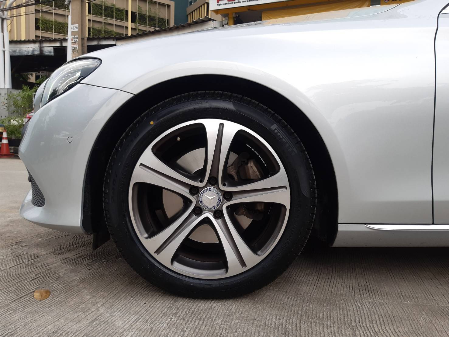 PIRELLI CINTURATO P7 R-F (MOE) 245/45R18 ยางใหม่ปี20 ราคาพิเศษ