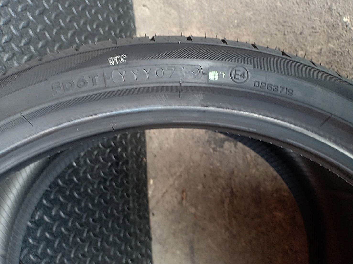 YOKOHAMA BluEarth AE-50 275/30R19 ยางญี่ปุ่น ปี19