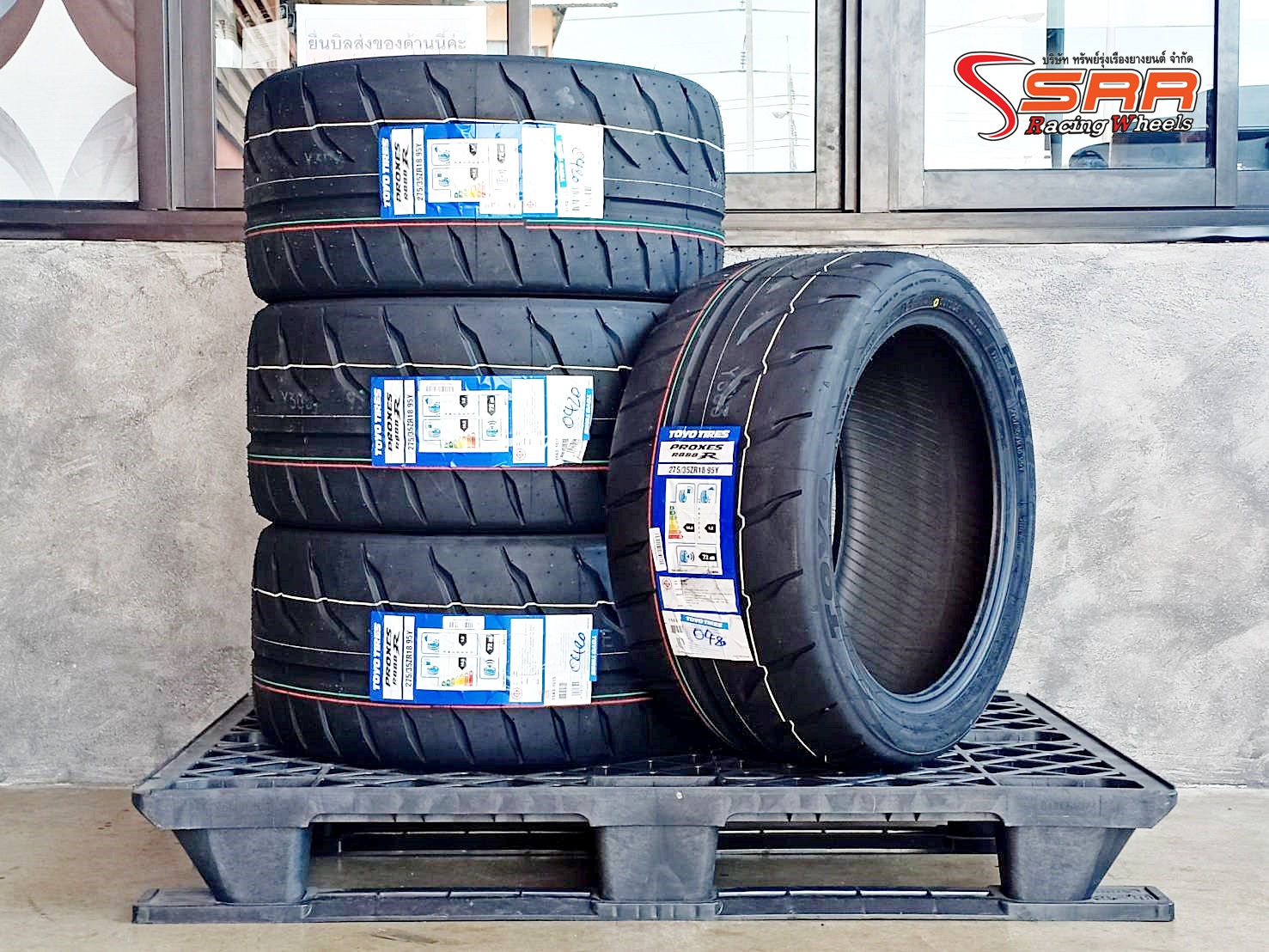 TOYO PROXES R888R 275/35ZR18 ยางญี่ปุ่นSemi Soft ราคาพิเศษ