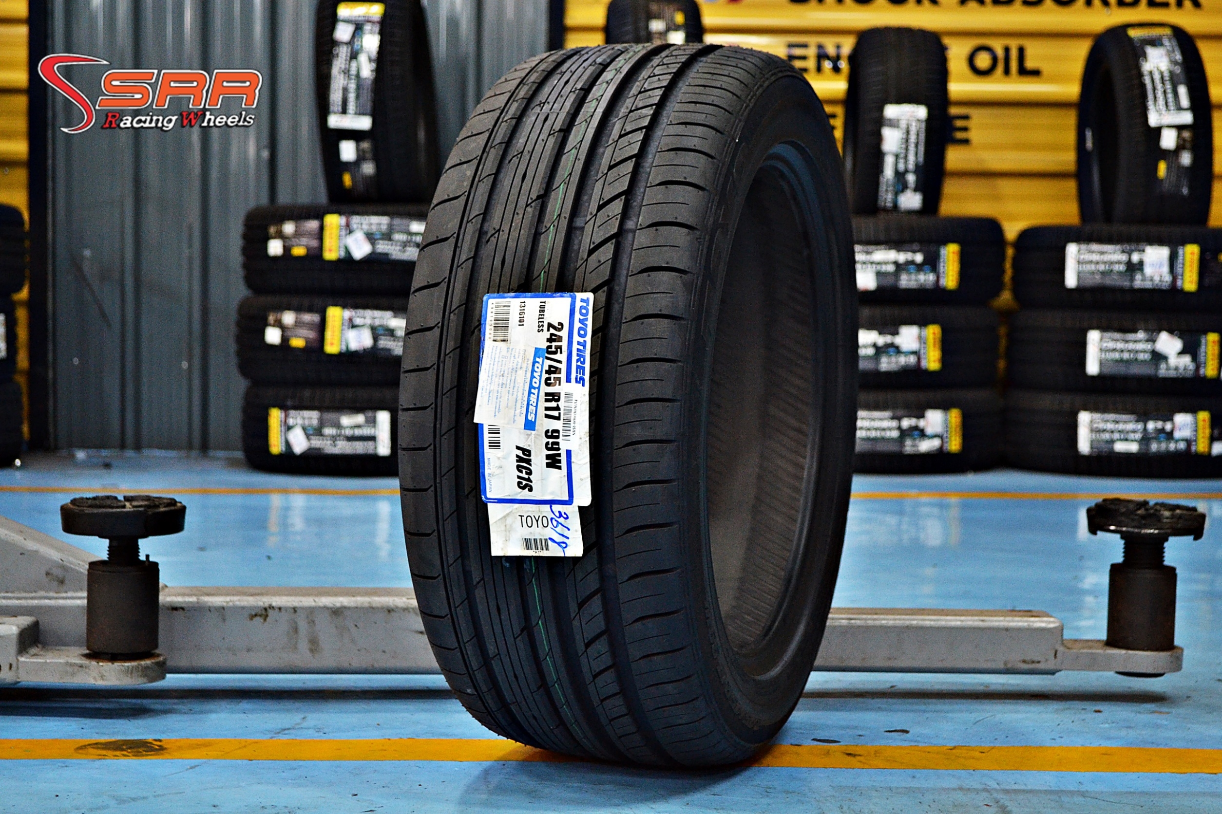 TOYO C1S 245/45R17