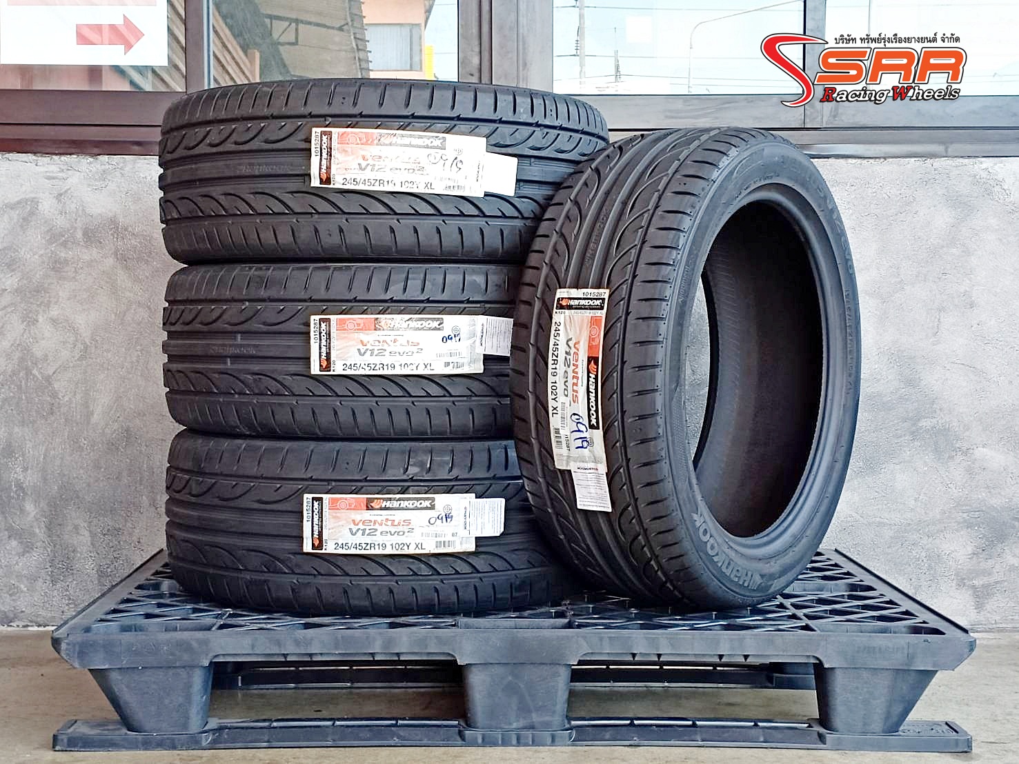 HANKOOK VENTUS V12 EVO2 245/45ZR19 ยางเกาหลี ลดราคาพิเศษ