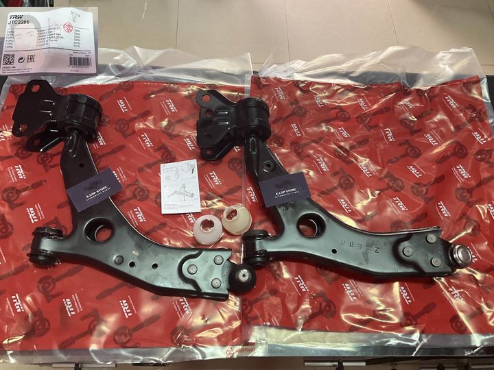JTC2285 ปีกนกเส้น(TRW) FORD FOCUS ปี2012 MK3