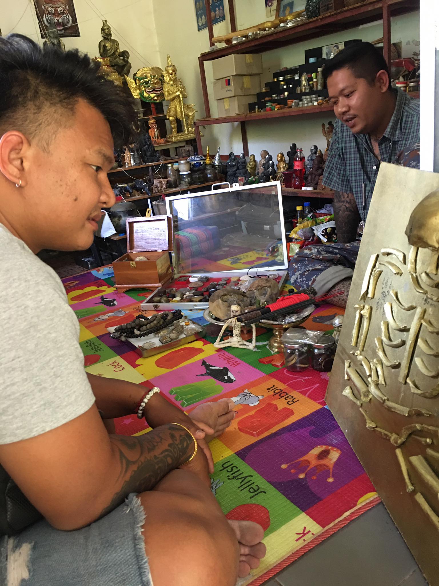 กรอบรูปวิญญาณผีตายท้องกลม อ.เสือหมอผี F