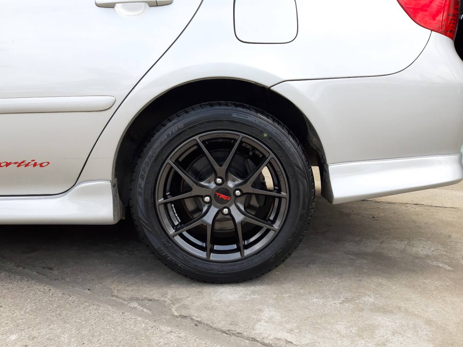 TRD TR6 ล้อแท้LENSO ขอบ15 4x100 HD สำหรับใส่รถTOYOTA