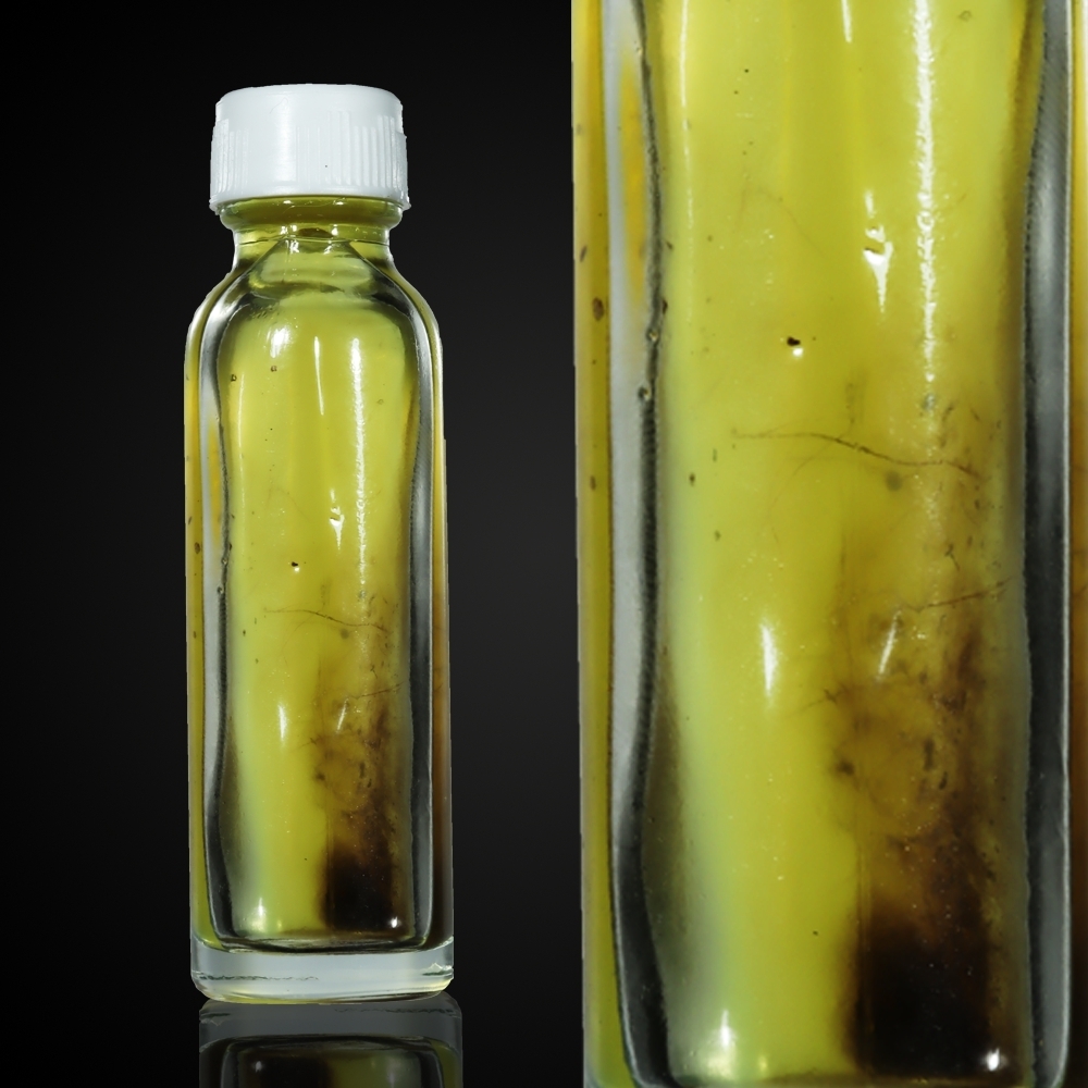 น้ำมันพรายนางไม้มหาเสน่ห์ อาจารย์แก้ว มนต์นะอกแตก