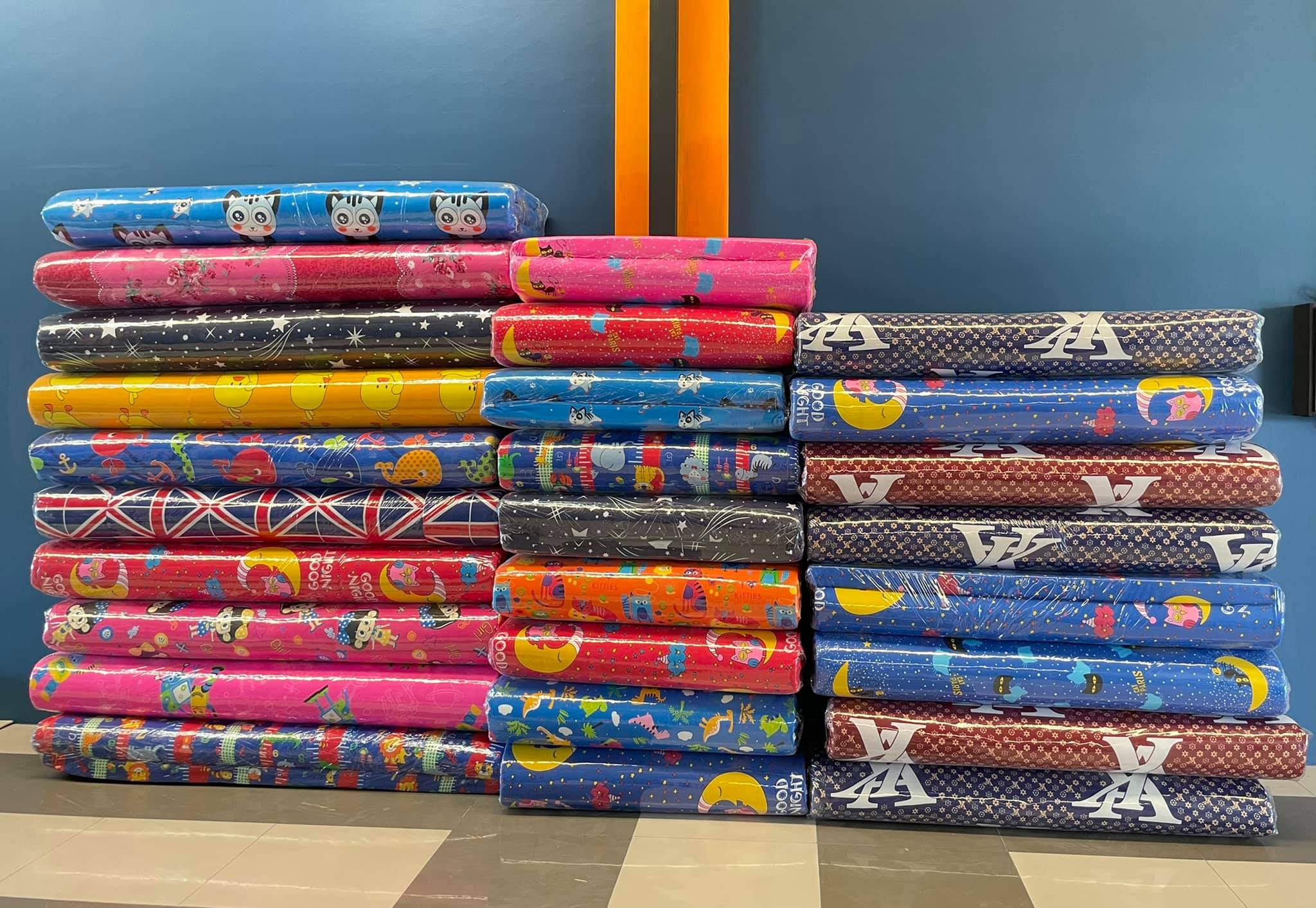 ที่นอนปิคนิค ผลิตจากโรงงานโดยตรงมีรุ่นหนา 2 นิ้ว / 4 นิ้ว