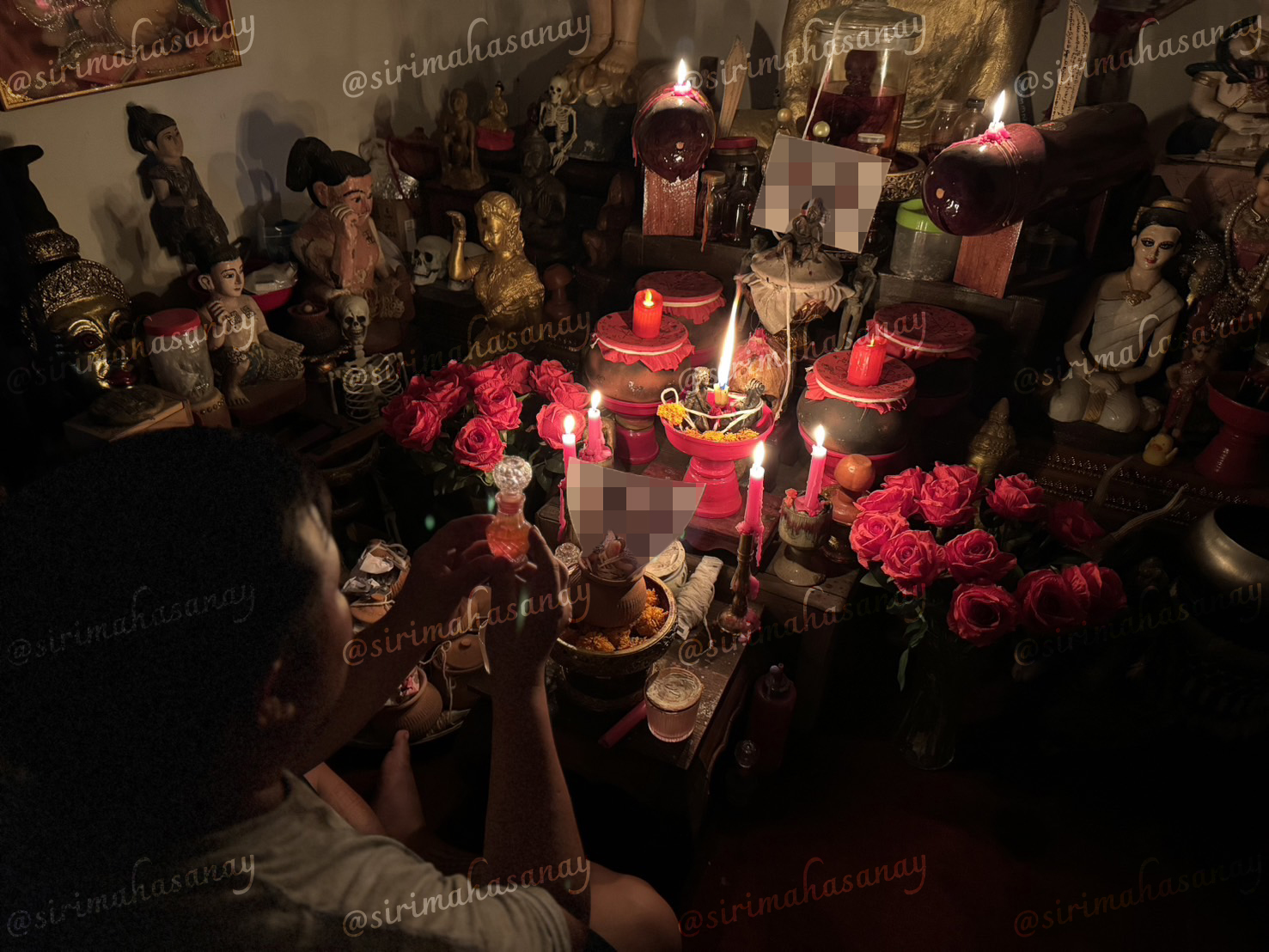 พิธีหอมดอกฮัก อาจารย์เสก สำนักสักยันต์ป๋ารมีเศรษฐีเรือนคำ