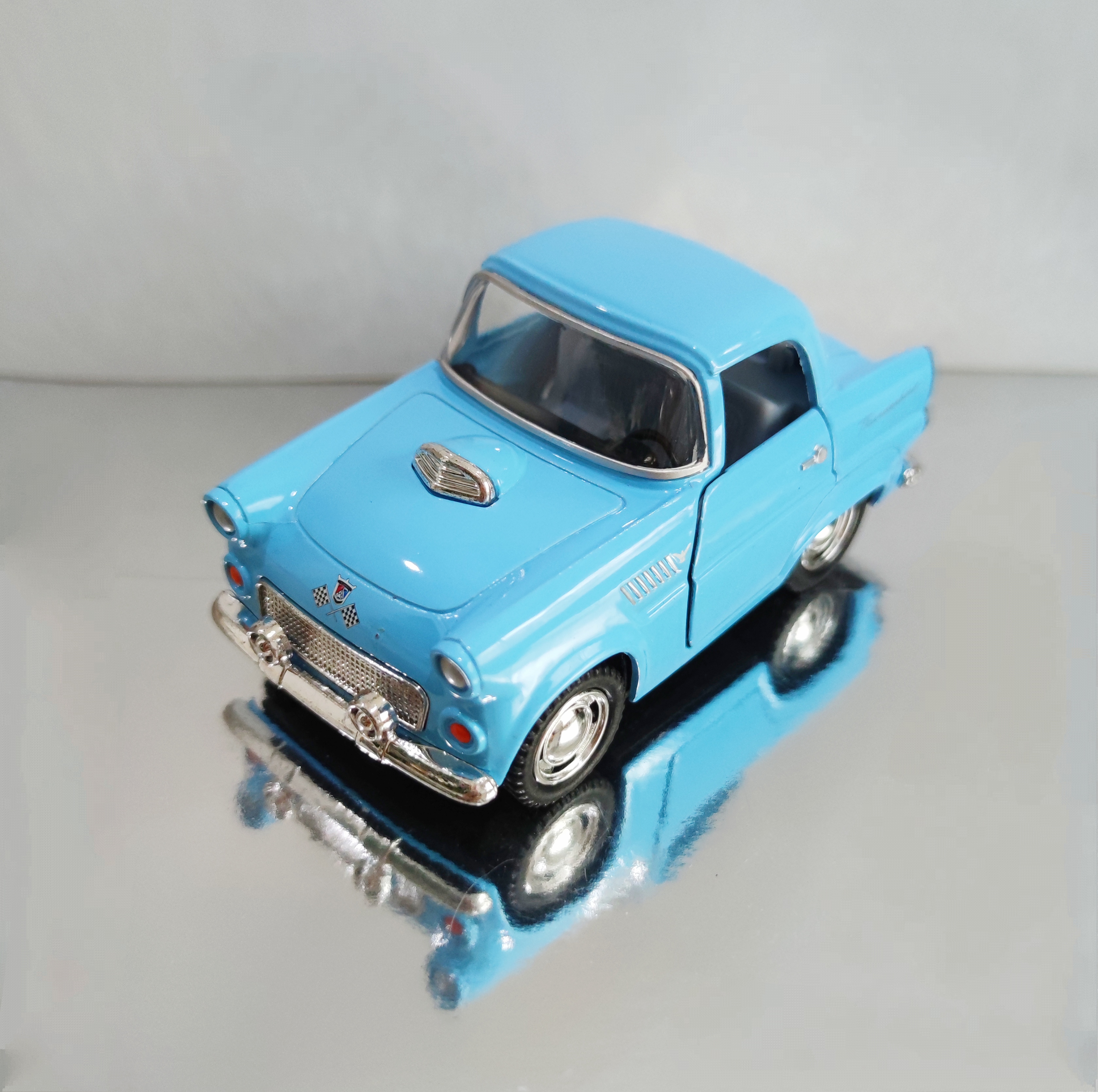 โมเดลรถเหล็ก 1955 Ford Thunderbird ขนาด 4 นิ้ว (ปลีก-ส่ง)