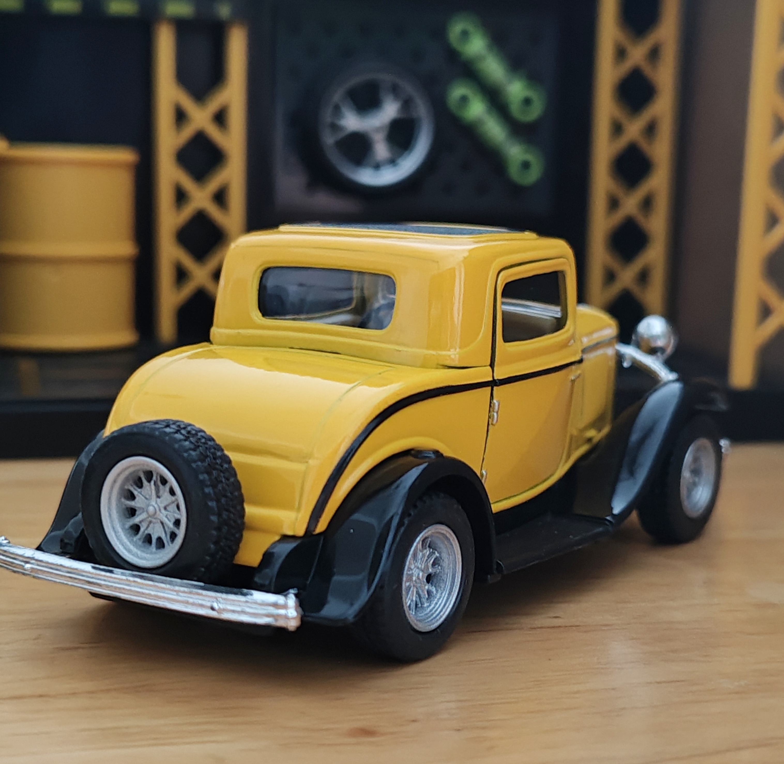 1932 Ford 3-Window Coupe โมเดลรถเหล็ก (ปลีก-ส่ง)