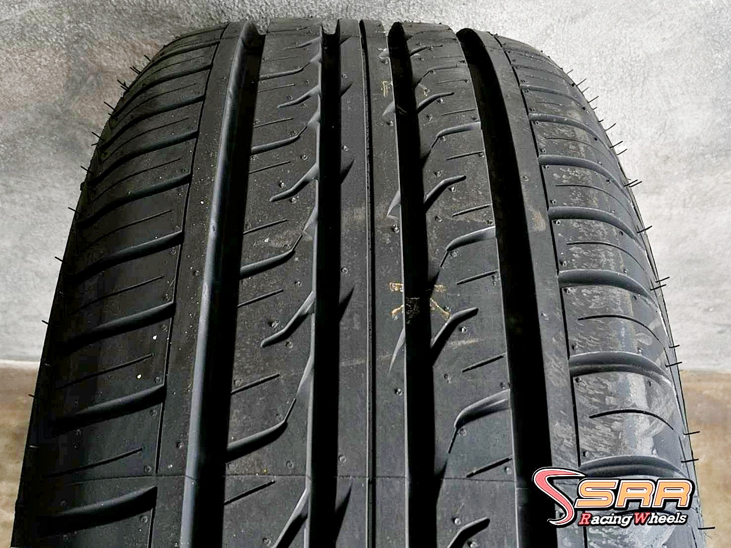 DUNLOP GRANDTREK PT3 265/65R17 ยางใหม่ปี2020 ลดราคาพิเศษ