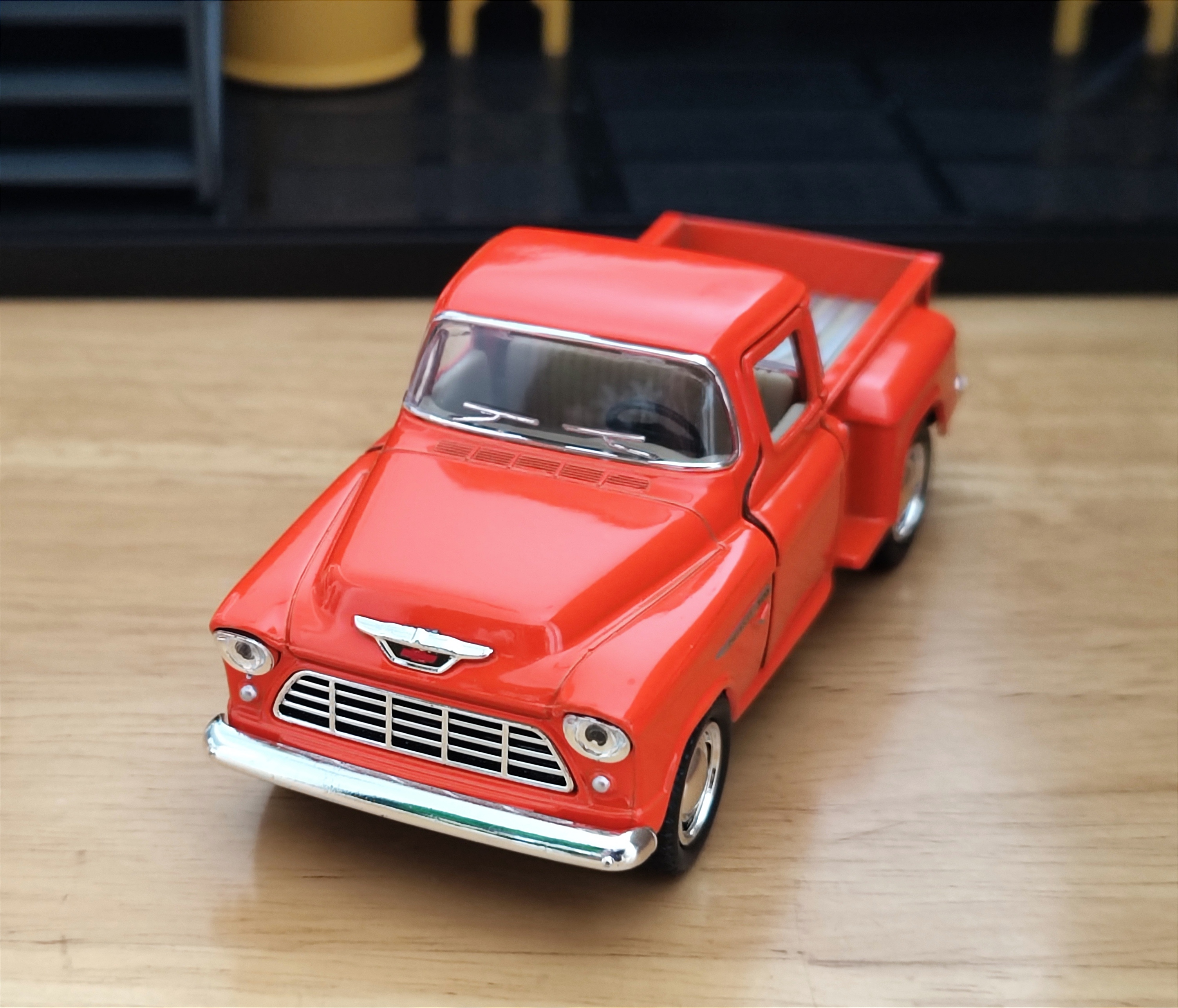 1955 Chevy Stepside Pickup โมเดลรถเหล็ก รถกระบะ chevy Scale 1:32 (ปลีก-ส่ง)