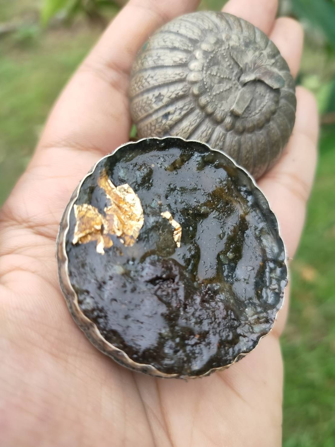 สีผึ้งลูกกรอก 100 ศพ (ตลับครู) อาจารย์เสือ สำนักคนเลี้ยงผี