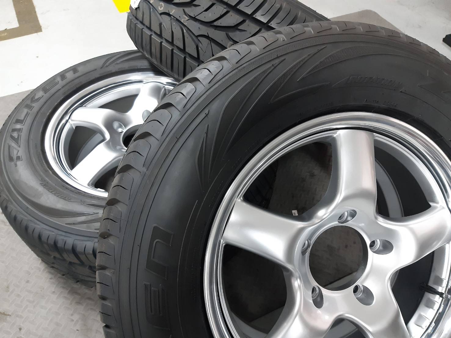 FALKEN S/TZ01 285/60R18 ยางญี่ปุ่น ราคาพิเศษ เส้นละ 3,500 บาท