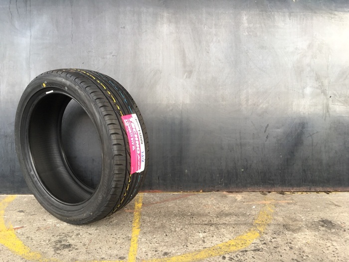 BRIDGESTONE TECHNO SPORTS 215/45R17 ยางใหม่ปี19 ราคาพิเศษ