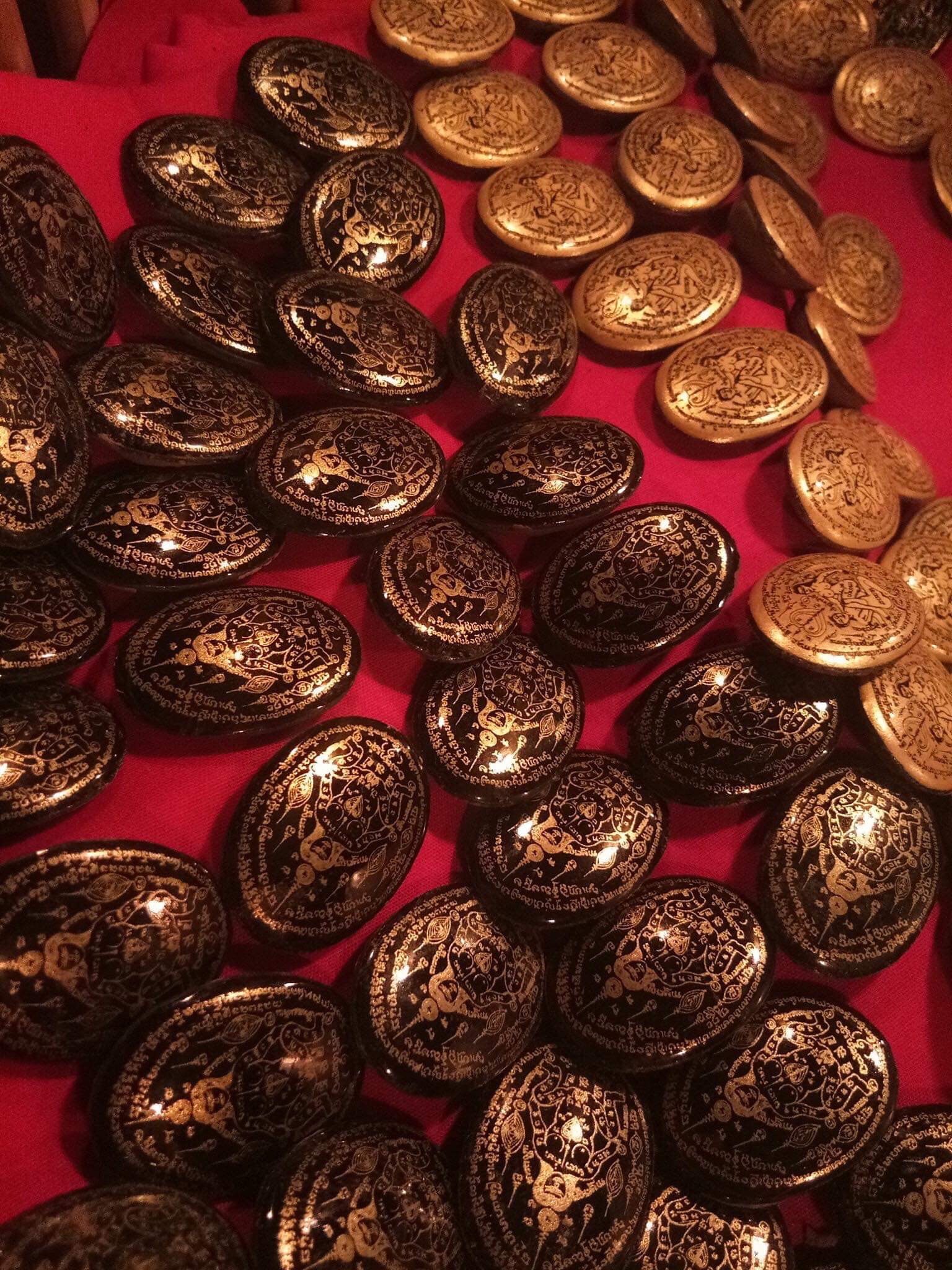 ล็อกเก็ตแม่เป๋อเรียกทรัพย์ อาจารย์ต้นทอง