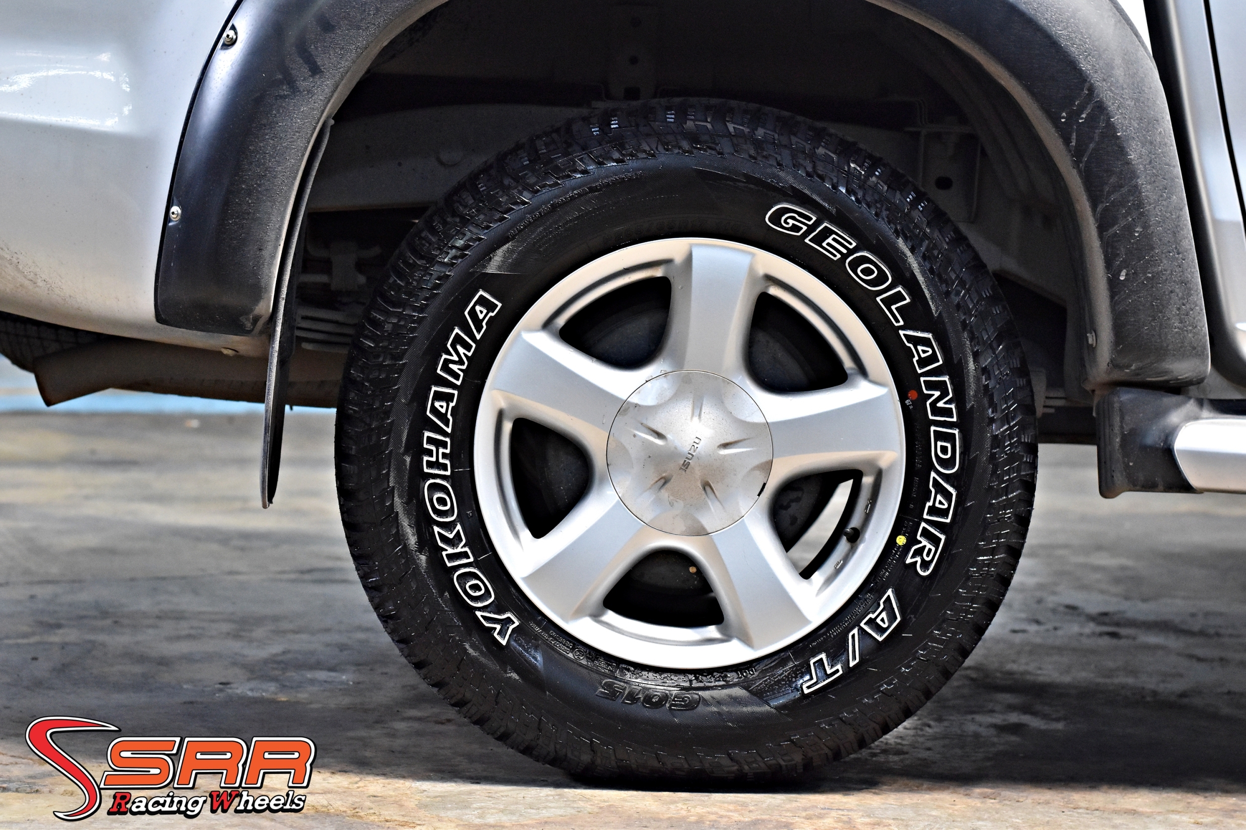 YOKOHAMA GEOLANDAR A/T G015 265/65R17 ยางใหม่ปี19 ราคาพิเศษ