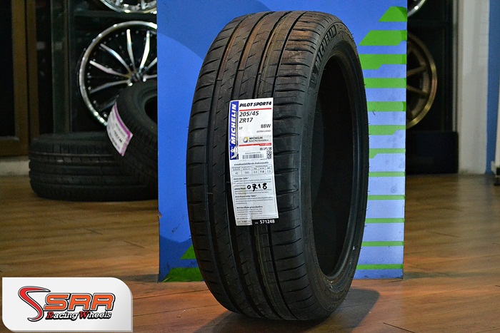 MICHELIN PILOT SPORT 4 205/45ZR17